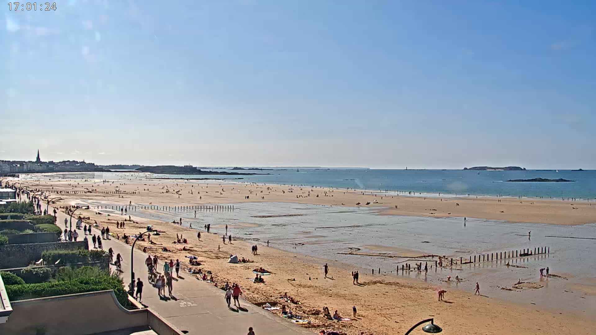 Saint-Malo - Plage de La Hoguette Beach Live Cam - Saint-Malo, Ille-et-Vilaine, Bretagne, France
