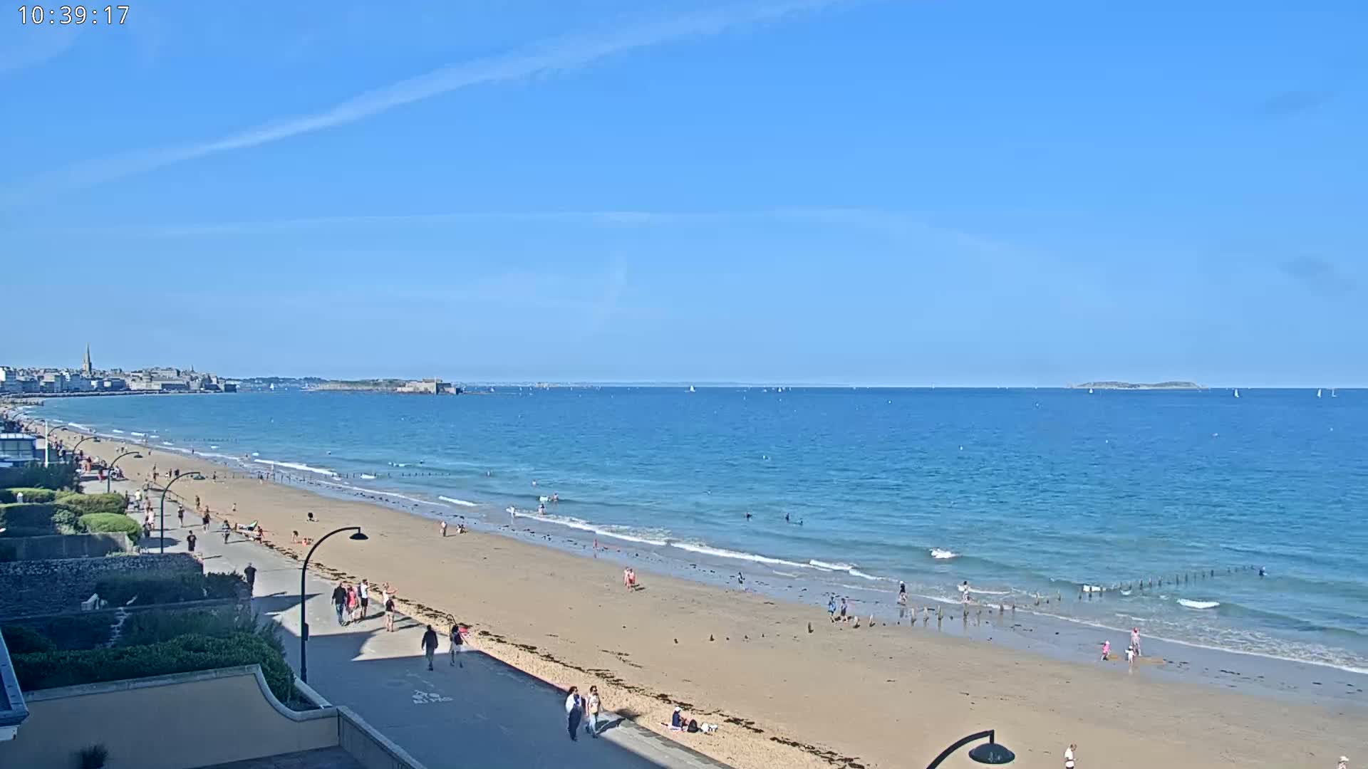 Saint-Malo - Plage de La Hoguette Beach Live Cam - Saint-Malo, Ille-et-Vilaine, Bretagne, France