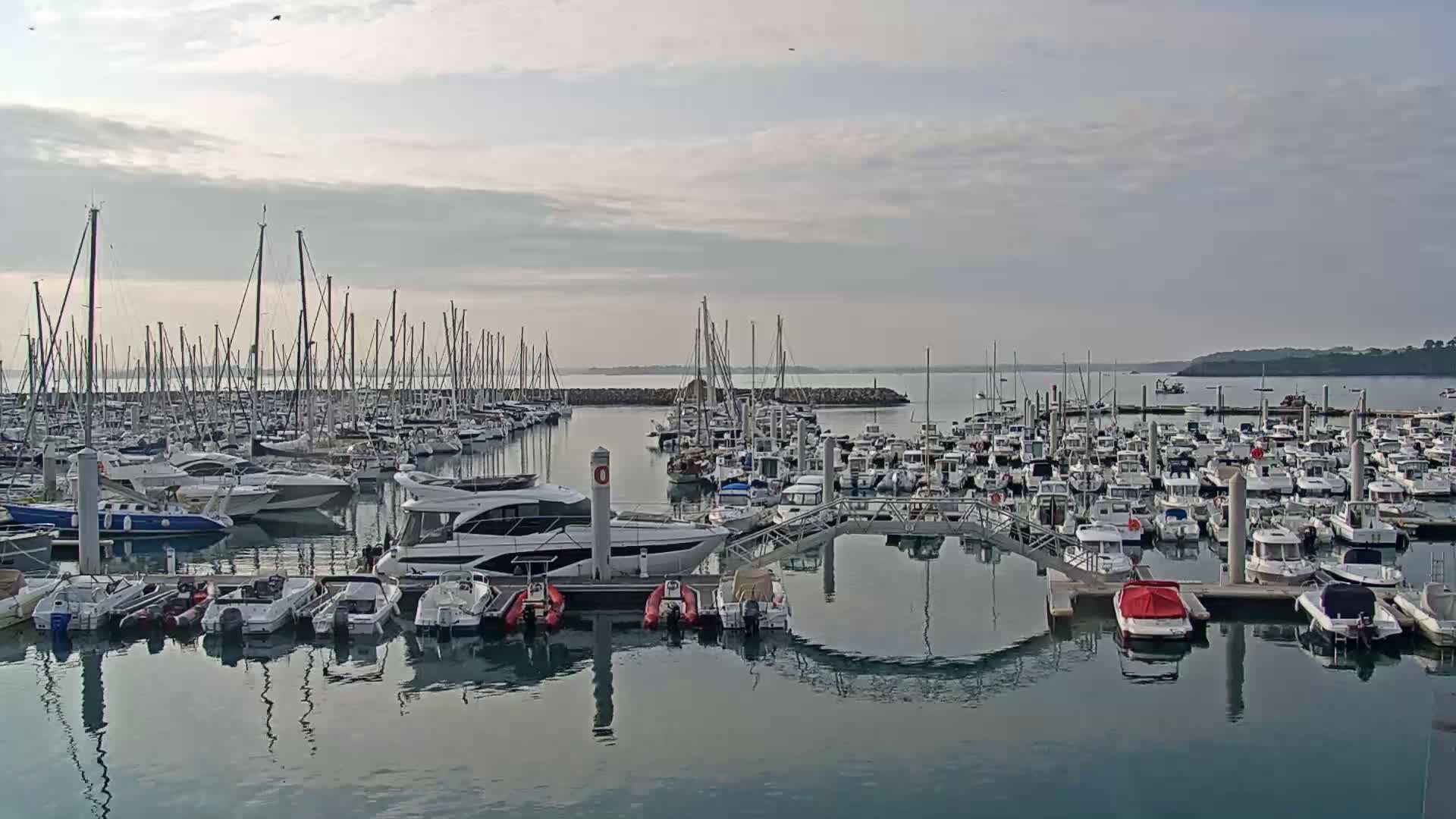 Saint-Cast-le-Guildo Marine & Beach Live Cam - Dinan, Cotes-d'Armor, Bretagne, France