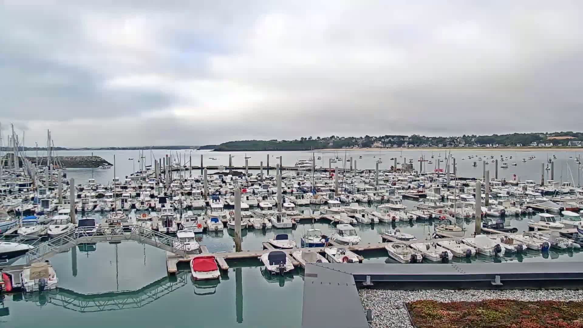 Saint-Cast-le-Guildo Marine & Beach Live Cam - Dinan, Cotes-d'Armor, Bretagne, France