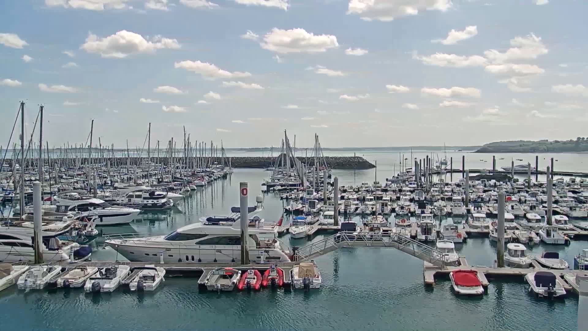 Saint-Cast-le-Guildo Marine & Beach Live Cam - Dinan, Cotes-d'Armor, Bretagne, France