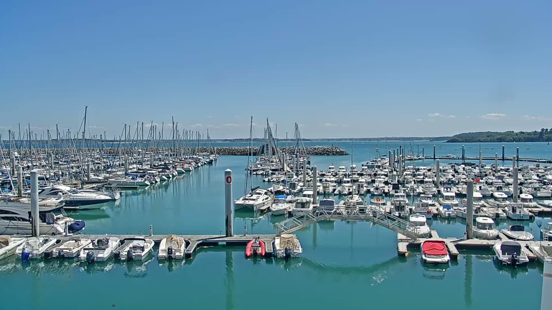Saint-Cast-le-Guildo Marine & Beach Live Cam - Dinan, Cotes-d'Armor, Bretagne, France