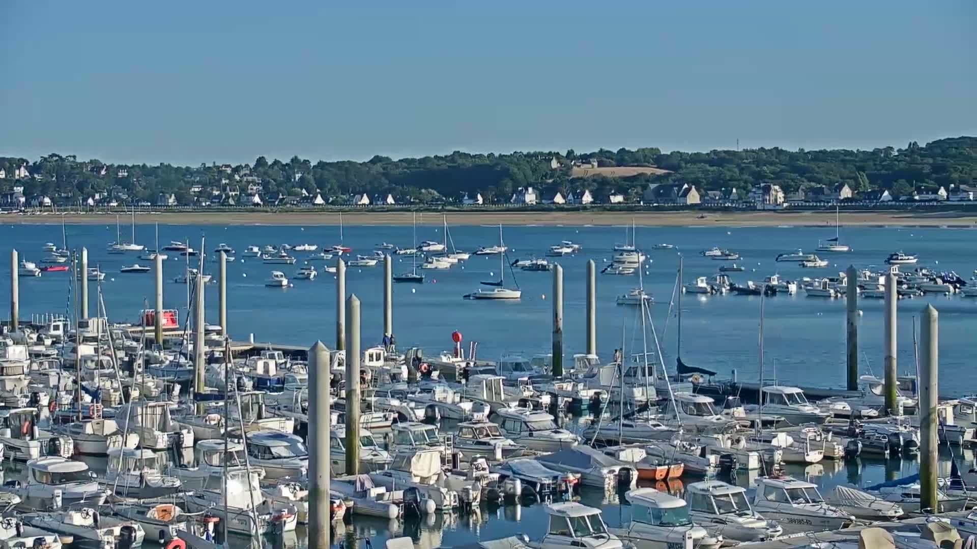 Saint-Cast-le-Guildo Marine & Beach Live Cam - Dinan, Cotes-d'Armor, Bretagne, France
