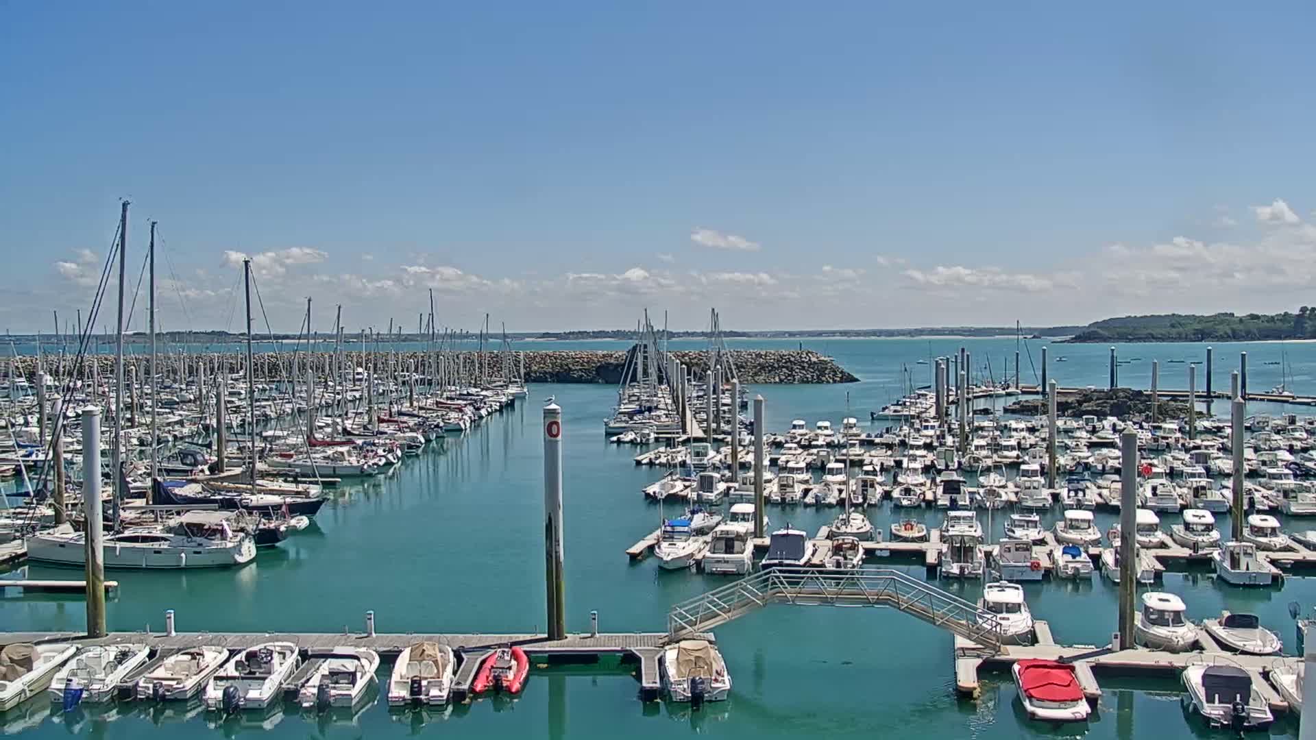 Saint-Cast-le-Guildo Marine & Beach Live Cam - Dinan, Cotes-d'Armor, Bretagne, France