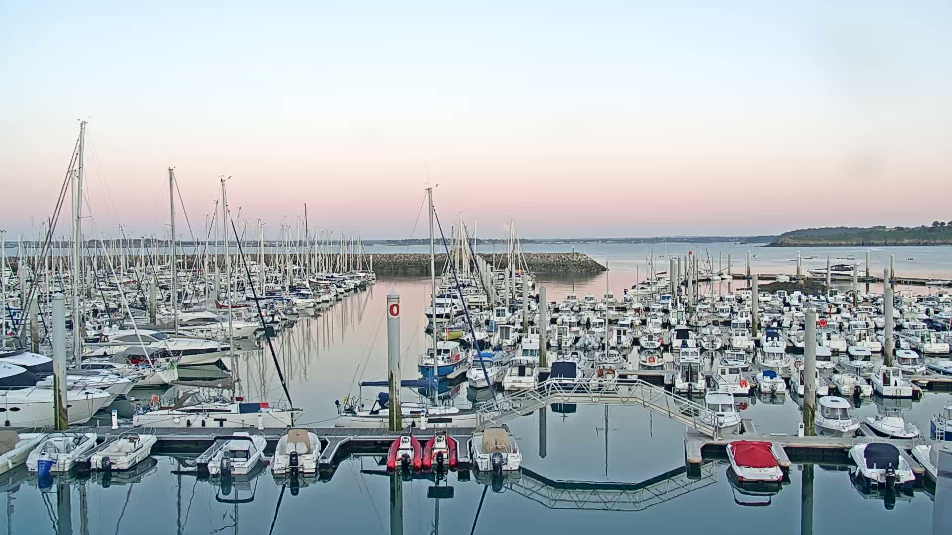 Saint-Cast-le-Guildo Marine & Beach Live Cam - Dinan, Cotes-d'Armor, Bretagne, France