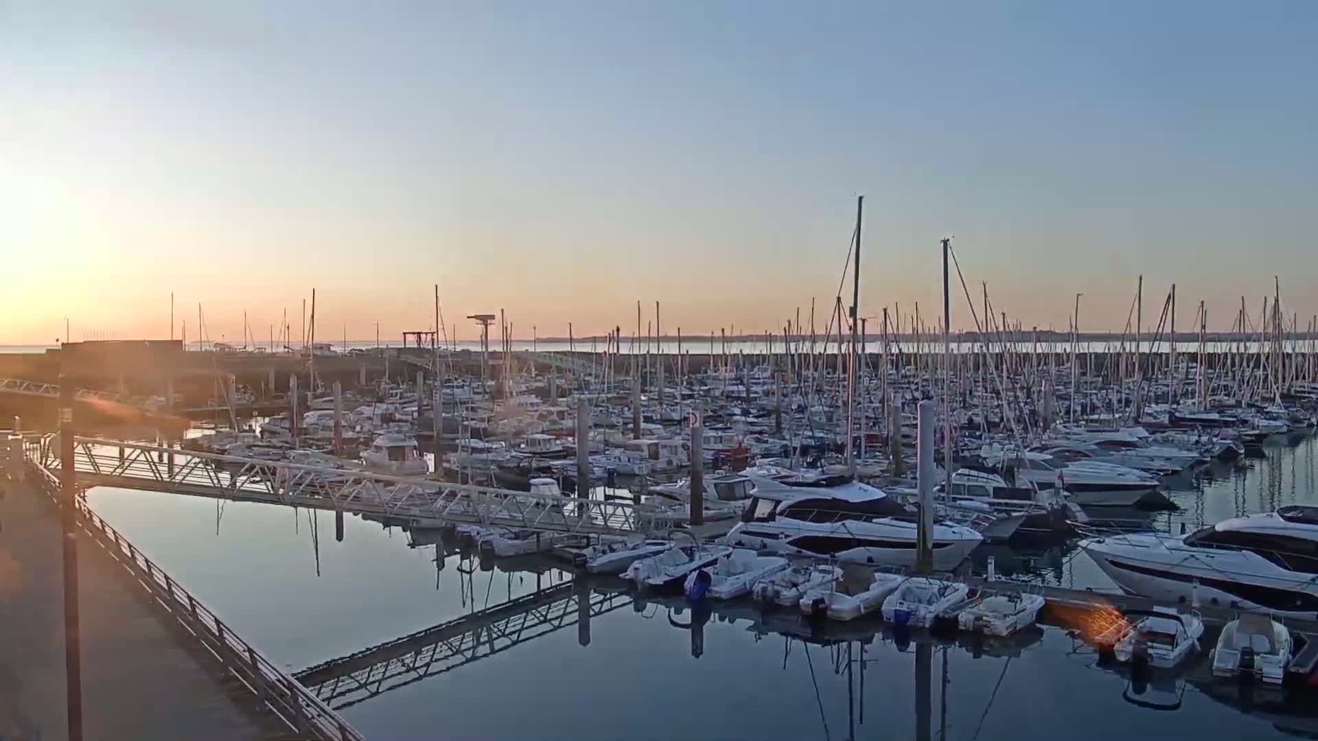 Saint-Cast-le-Guildo Marine & Beach Live Cam - Dinan, Cotes-d'Armor, Bretagne, France