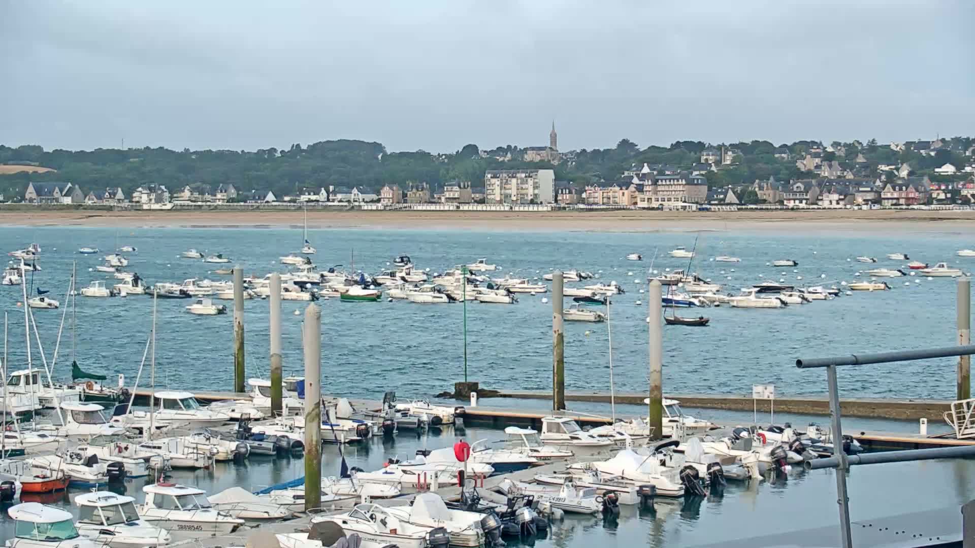Saint-Cast-le-Guildo Marine & Beach Live Cam - Dinan, Cotes-d'Armor, Bretagne, France