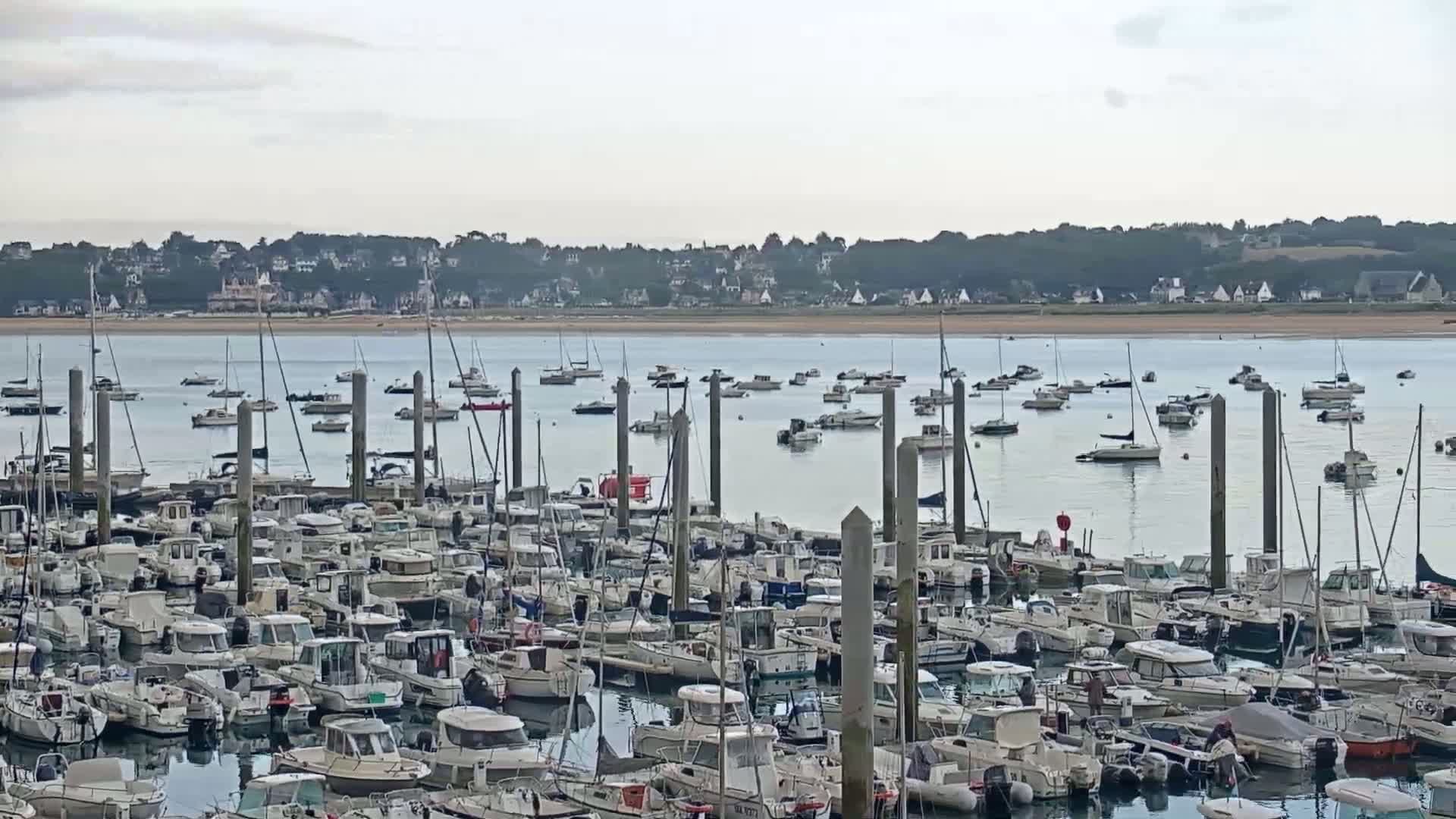 Saint-Cast-le-Guildo Marine & Beach Live Cam - Dinan, Cotes-d'Armor, Bretagne, France