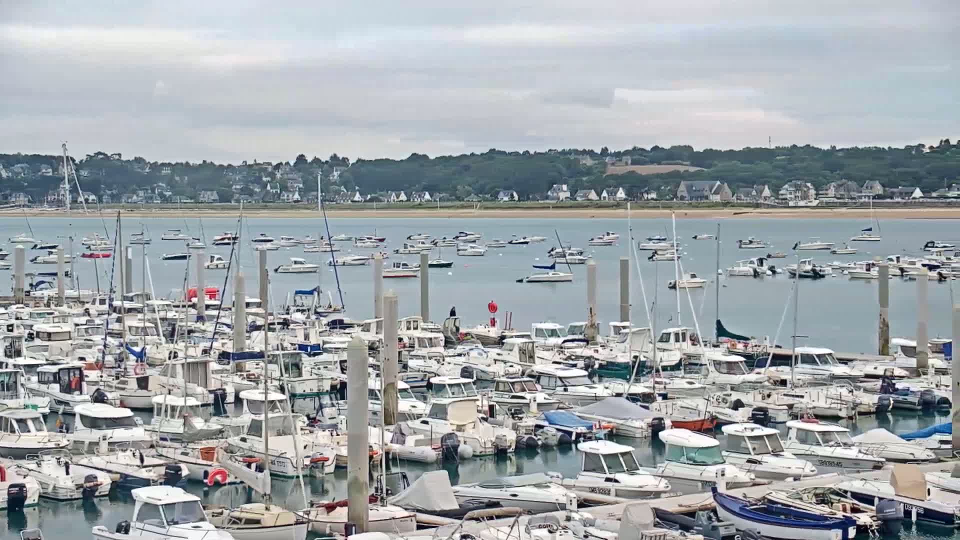 Saint-Cast-le-Guildo Marine & Beach Live Cam - Dinan, Cotes-d'Armor, Bretagne, France
