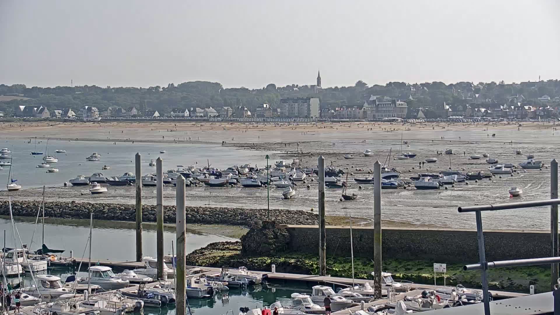 Saint-Cast-le-Guildo Marine & Beach Live Cam - Dinan, Cotes-d'Armor, Bretagne, France