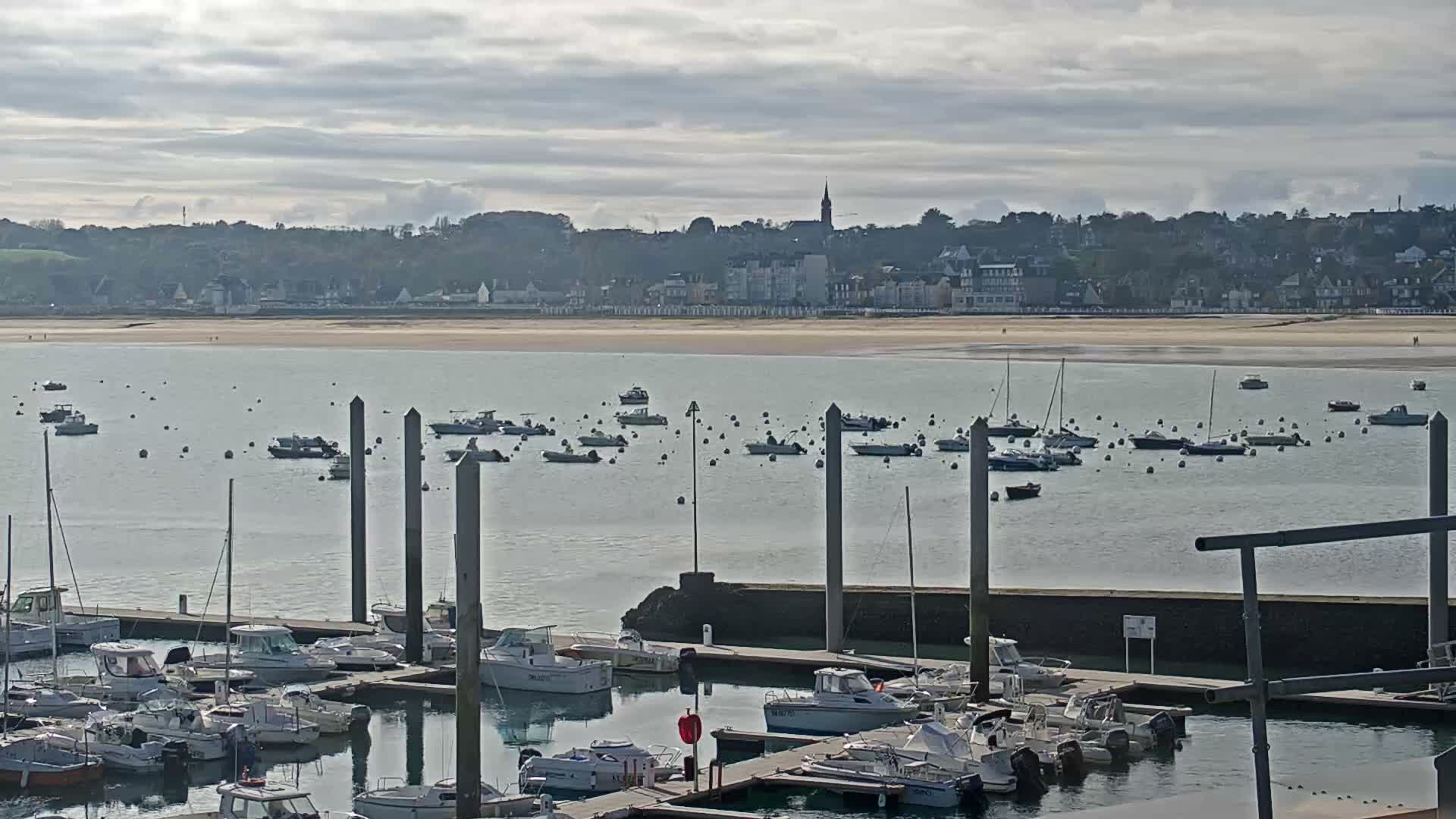 Saint-Cast-le-Guildo Marine & Beach Live Cam - Dinan, Cotes-d'Armor, Bretagne, France