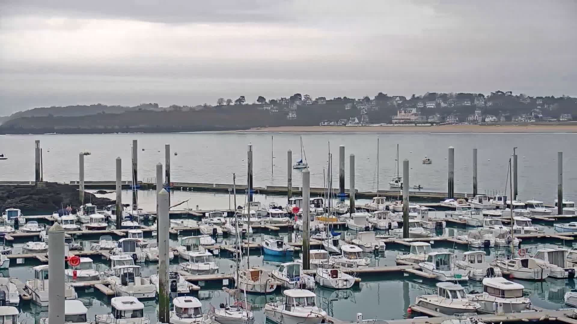 Saint-Cast-le-Guildo Marine & Beach Live Cam - Dinan, Cotes-d'Armor, Bretagne, France