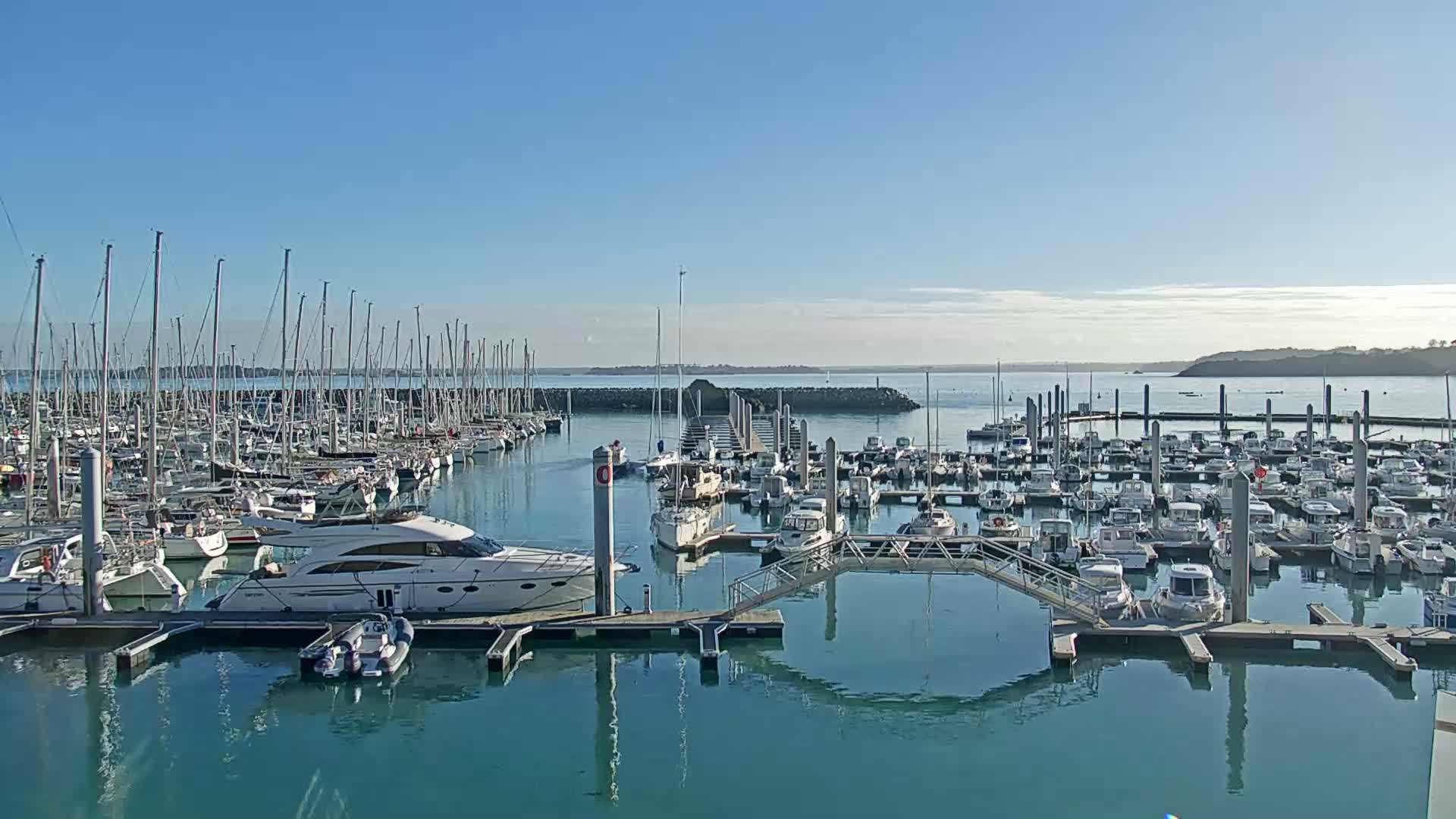 Saint-Cast-le-Guildo Marine & Beach Live Cam - Dinan, Cotes-d'Armor, Bretagne, France