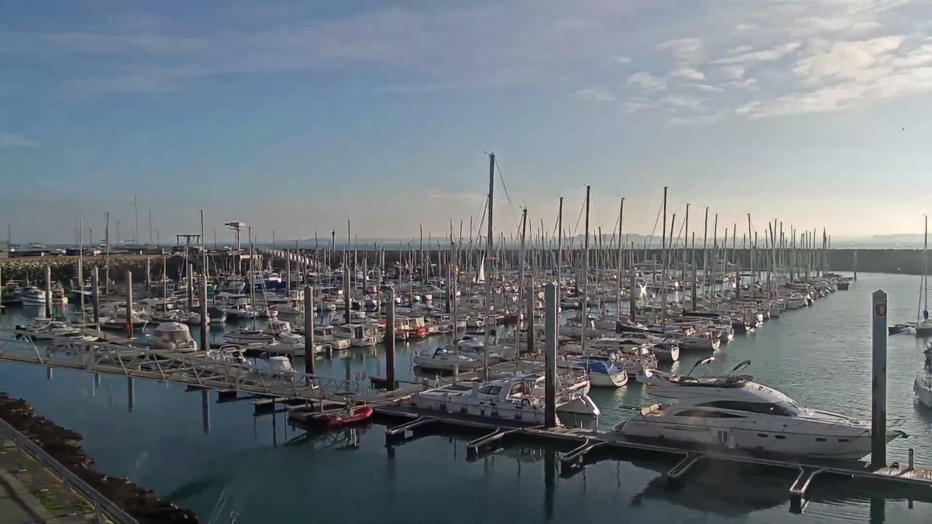 Saint-Cast-le-Guildo Marine & Beach Live Cam - Dinan, Cotes-d'Armor, Bretagne, France