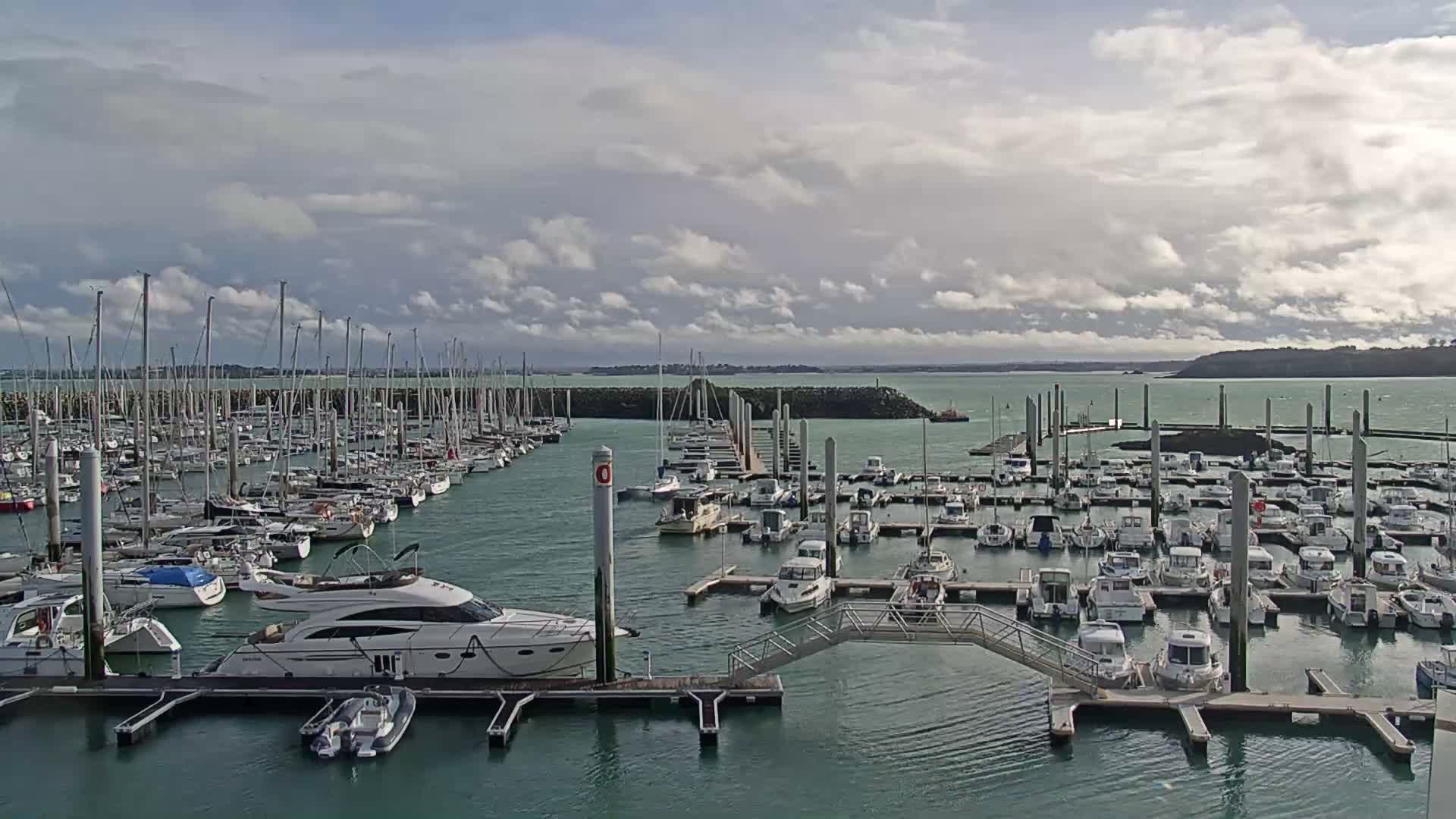 Saint-Cast-le-Guildo Marine & Beach Live Cam - Dinan, Cotes-d'Armor, Bretagne, France
