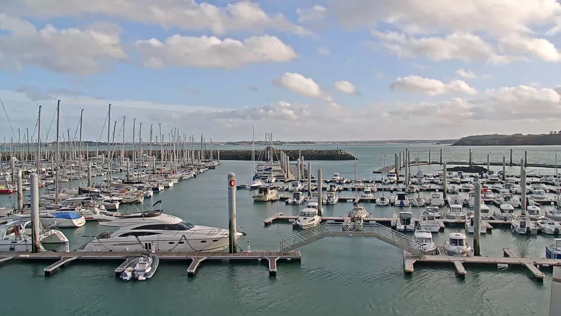 Saint-Cast-le-Guildo Marine & Beach Live Cam - Dinan, Cotes-d'Armor, Bretagne, France