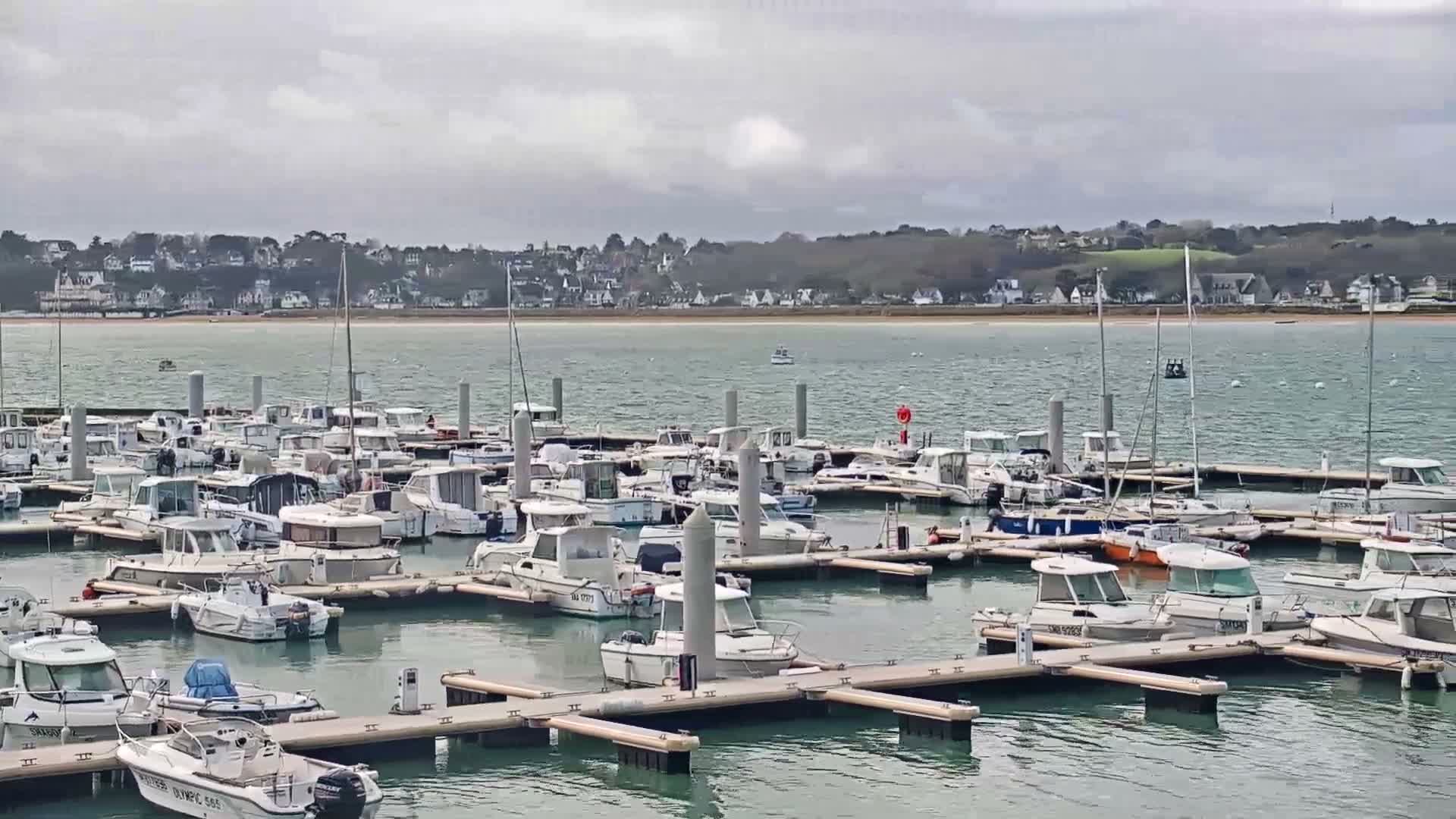 Saint-Cast-le-Guildo Marine & Beach Live Cam - Dinan, Cotes-d'Armor, Bretagne, France