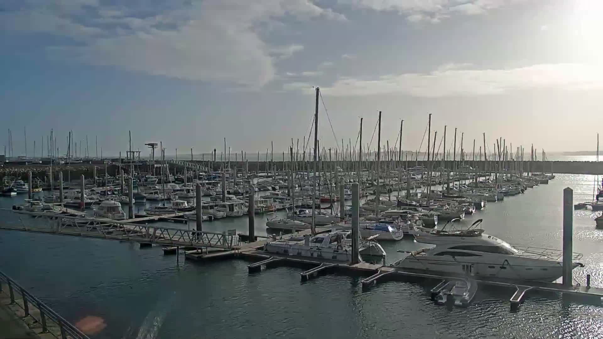 Saint-Cast-le-Guildo Marine & Beach Live Cam - Dinan, Cotes-d'Armor, Bretagne, France