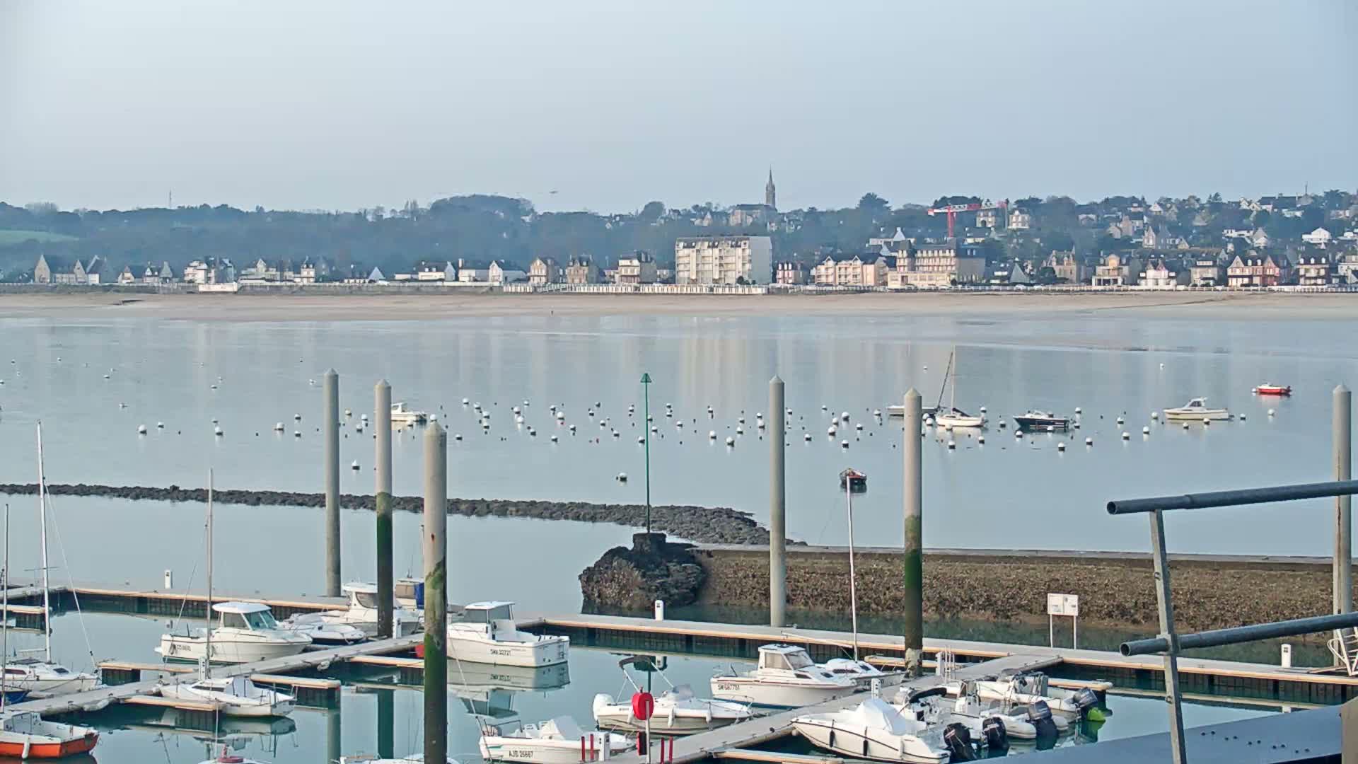 Saint-Cast-le-Guildo Marine & Beach Live Cam - Dinan, Cotes-d'Armor, Bretagne, France