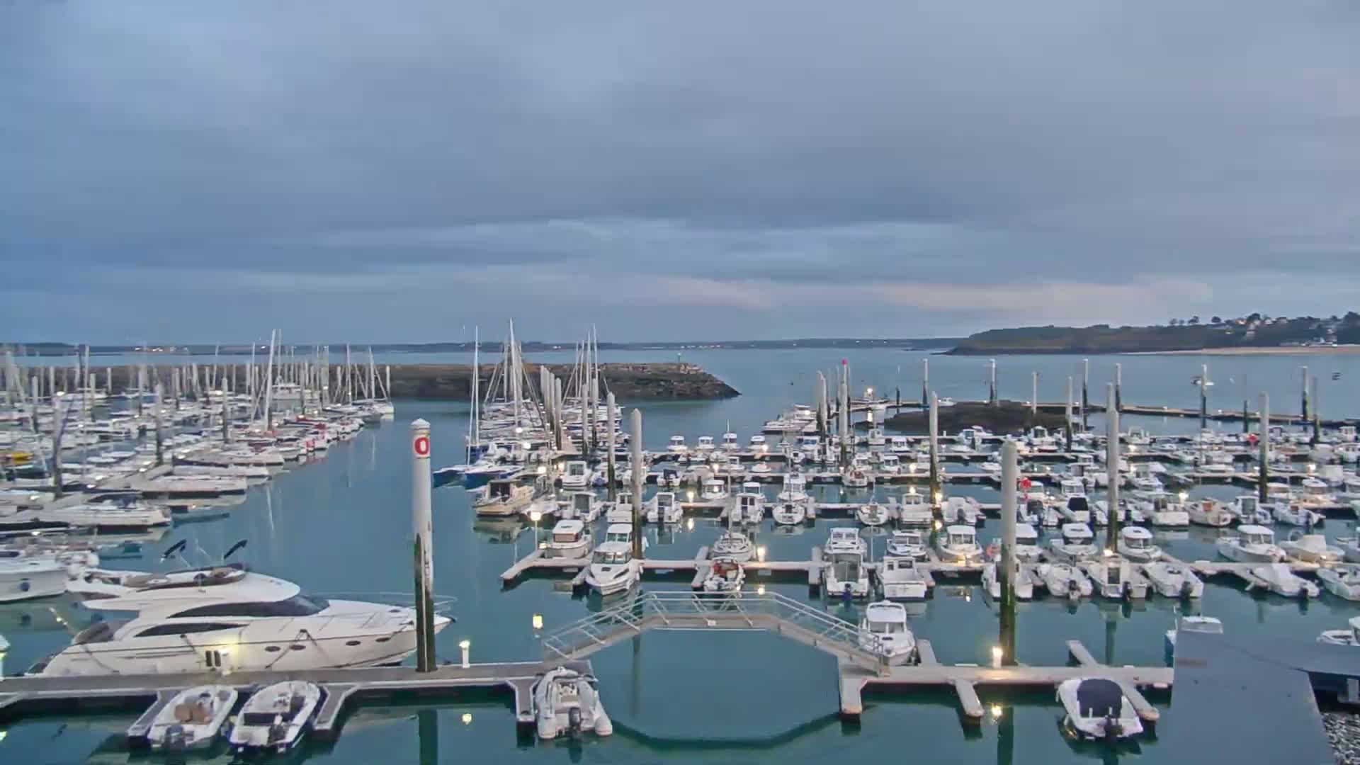 Saint-Cast-le-Guildo Marine & Beach Live Cam - Dinan, Cotes-d'Armor, Bretagne, France