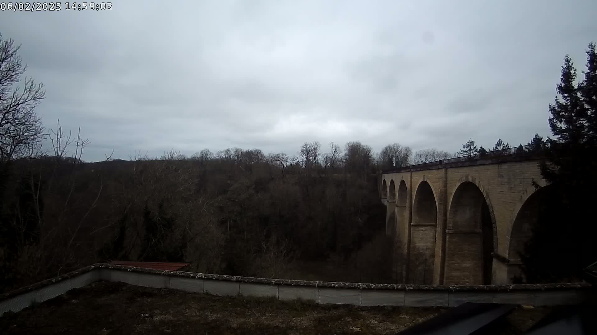 Semur-en-Auxois Commune  Village Live Cam - Montbard, Cote-d'Or, Bourgogne-Franche-Comte, France