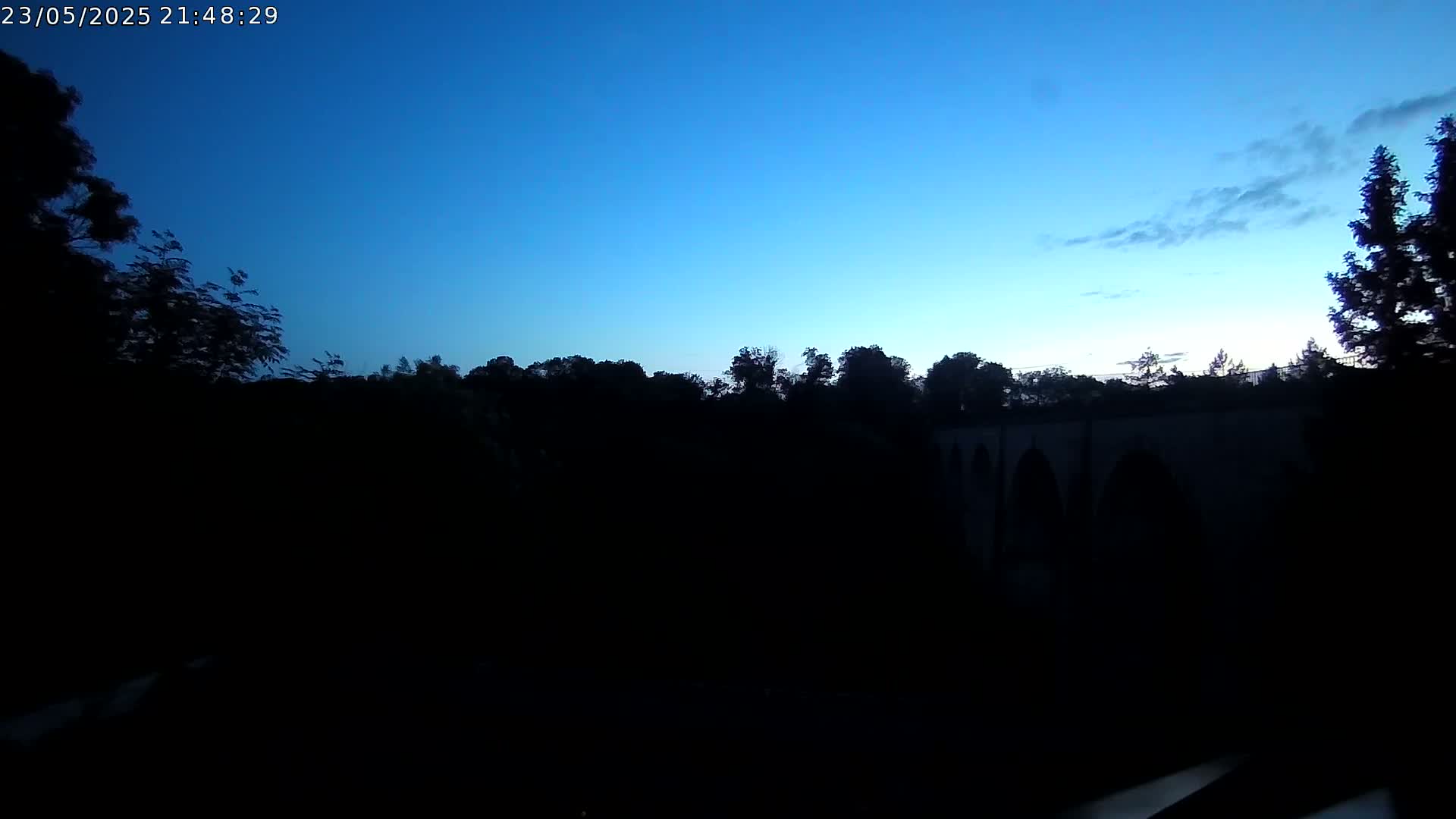 Semur-en-Auxois Commune  Village Live Cam - Montbard, Cote-d'Or, Bourgogne-Franche-Comte, France