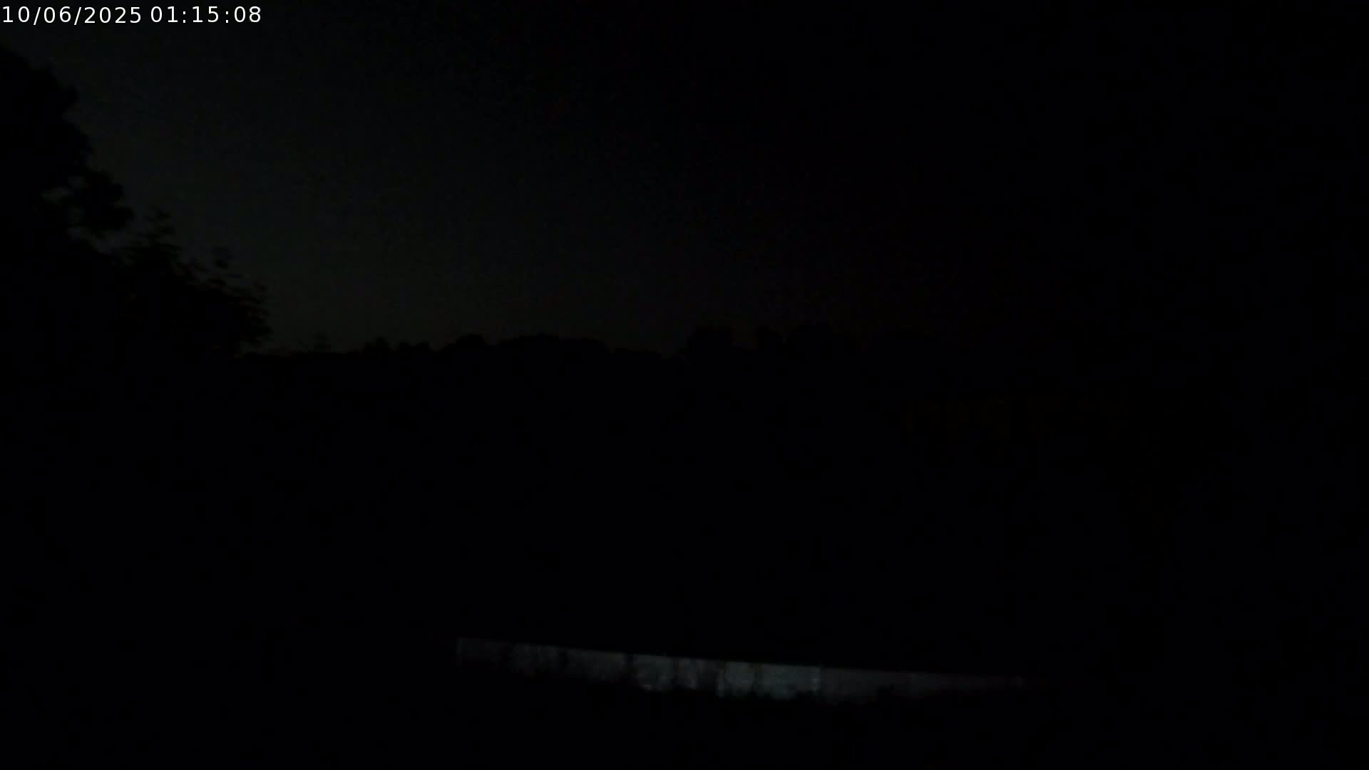 Semur-en-Auxois Commune  Village Live Cam - Montbard, Cote-d'Or, Bourgogne-Franche-Comte, France