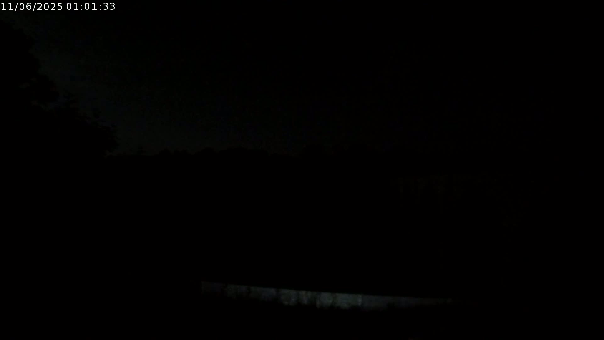 Semur-en-Auxois Commune  Village Live Cam - Montbard, Cote-d'Or, Bourgogne-Franche-Comte, France