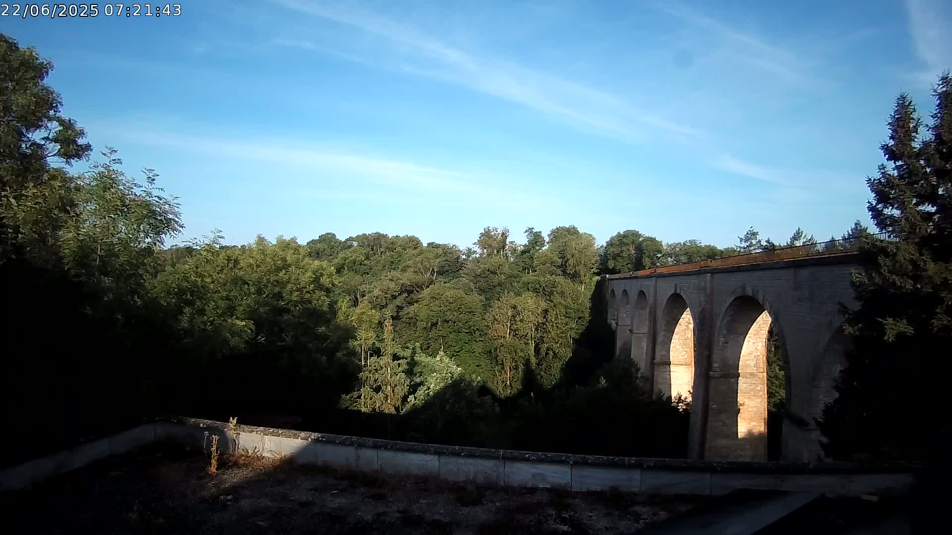 Semur-en-Auxois Commune  Village Live Cam - Montbard, Cote-d'Or, Bourgogne-Franche-Comte, France