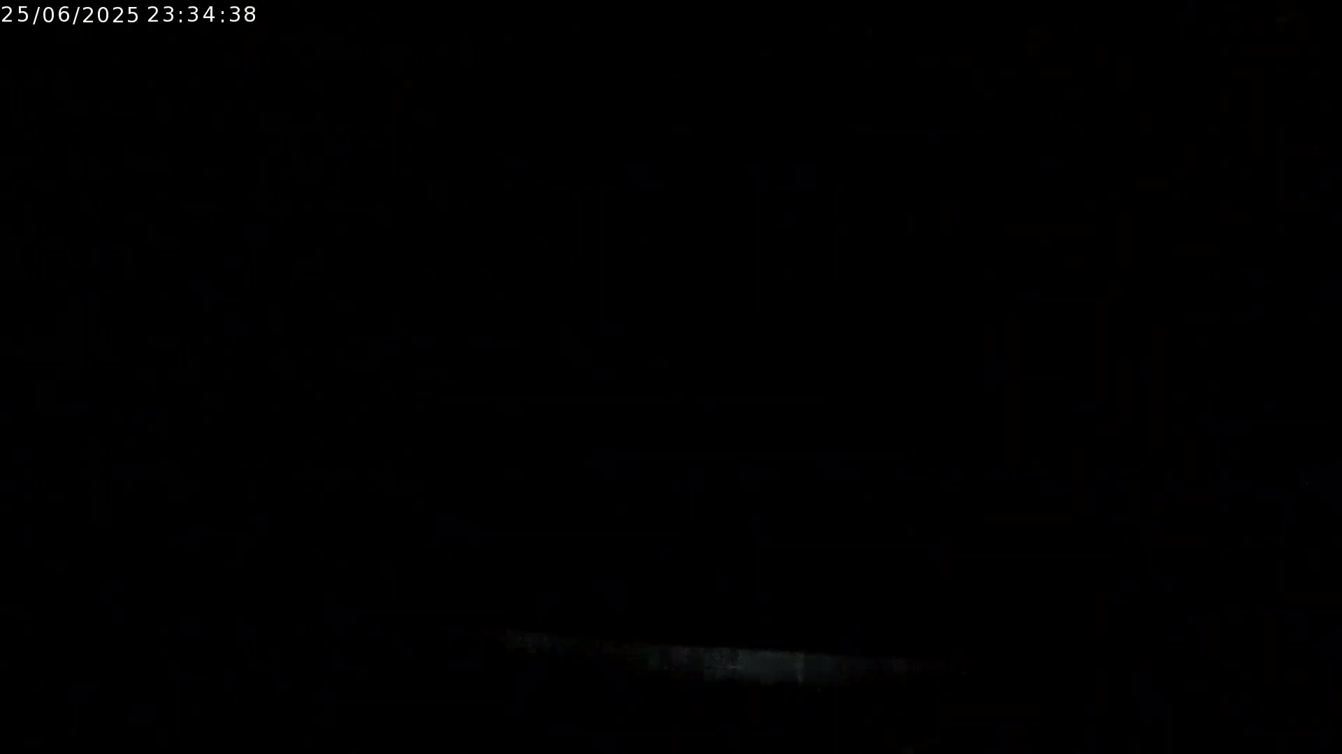 Semur-en-Auxois Commune  Village Live Cam - Montbard, Cote-d'Or, Bourgogne-Franche-Comte, France