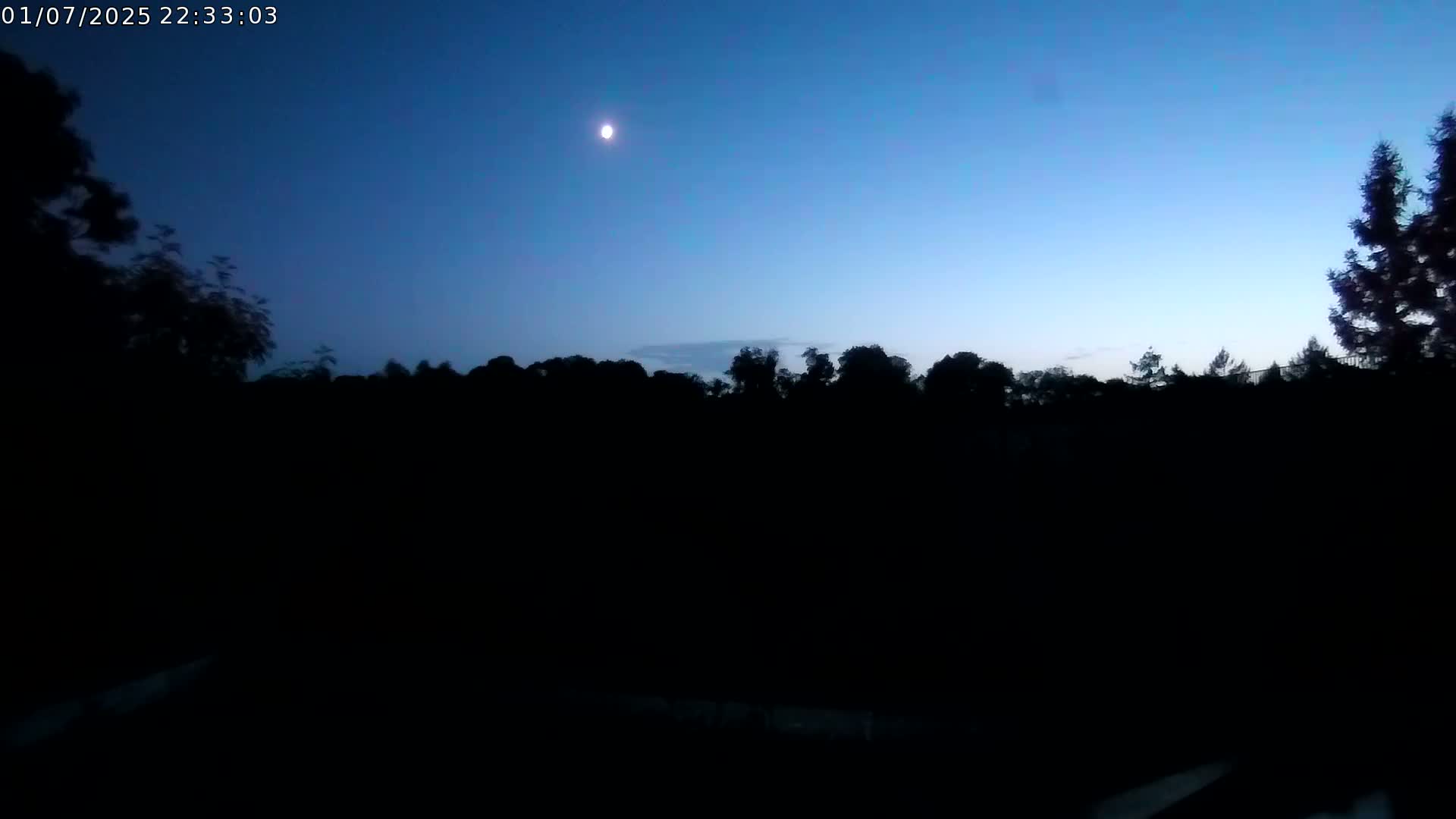 Semur-en-Auxois Commune  Village Live Cam - Montbard, Cote-d'Or, Bourgogne-Franche-Comte, France