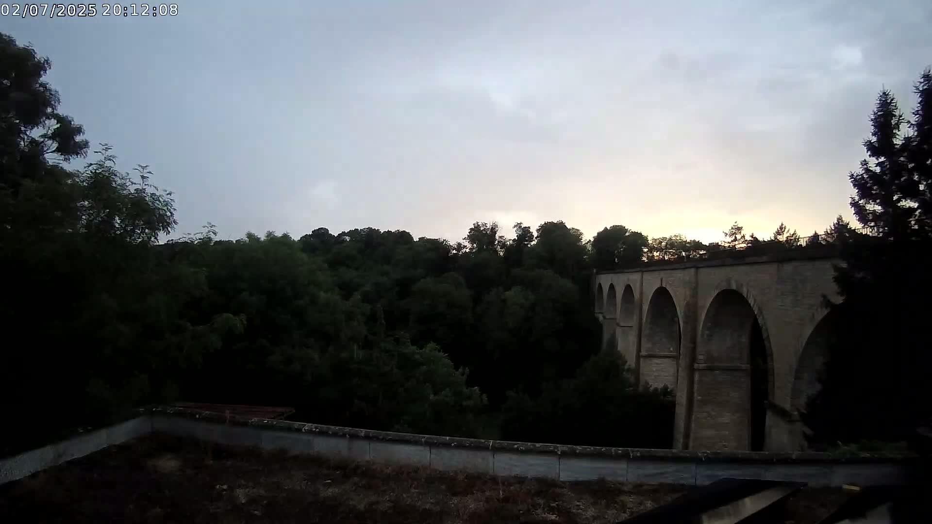 Semur-en-Auxois Commune  Village Live Cam - Montbard, Cote-d'Or, Bourgogne-Franche-Comte, France