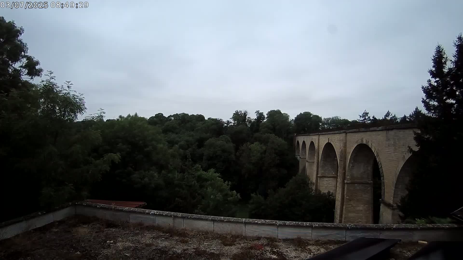 Semur-en-Auxois Commune  Village Live Cam - Montbard, Cote-d'Or, Bourgogne-Franche-Comte, France