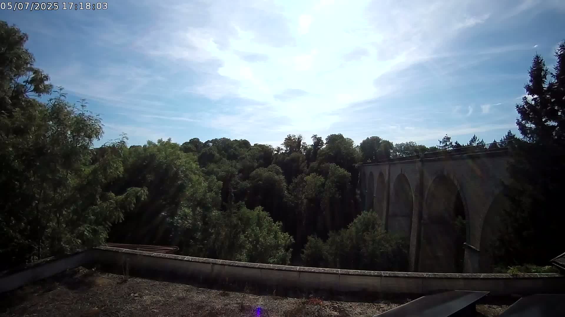 Semur-en-Auxois Commune  Village Live Cam - Montbard, Cote-d'Or, Bourgogne-Franche-Comte, France