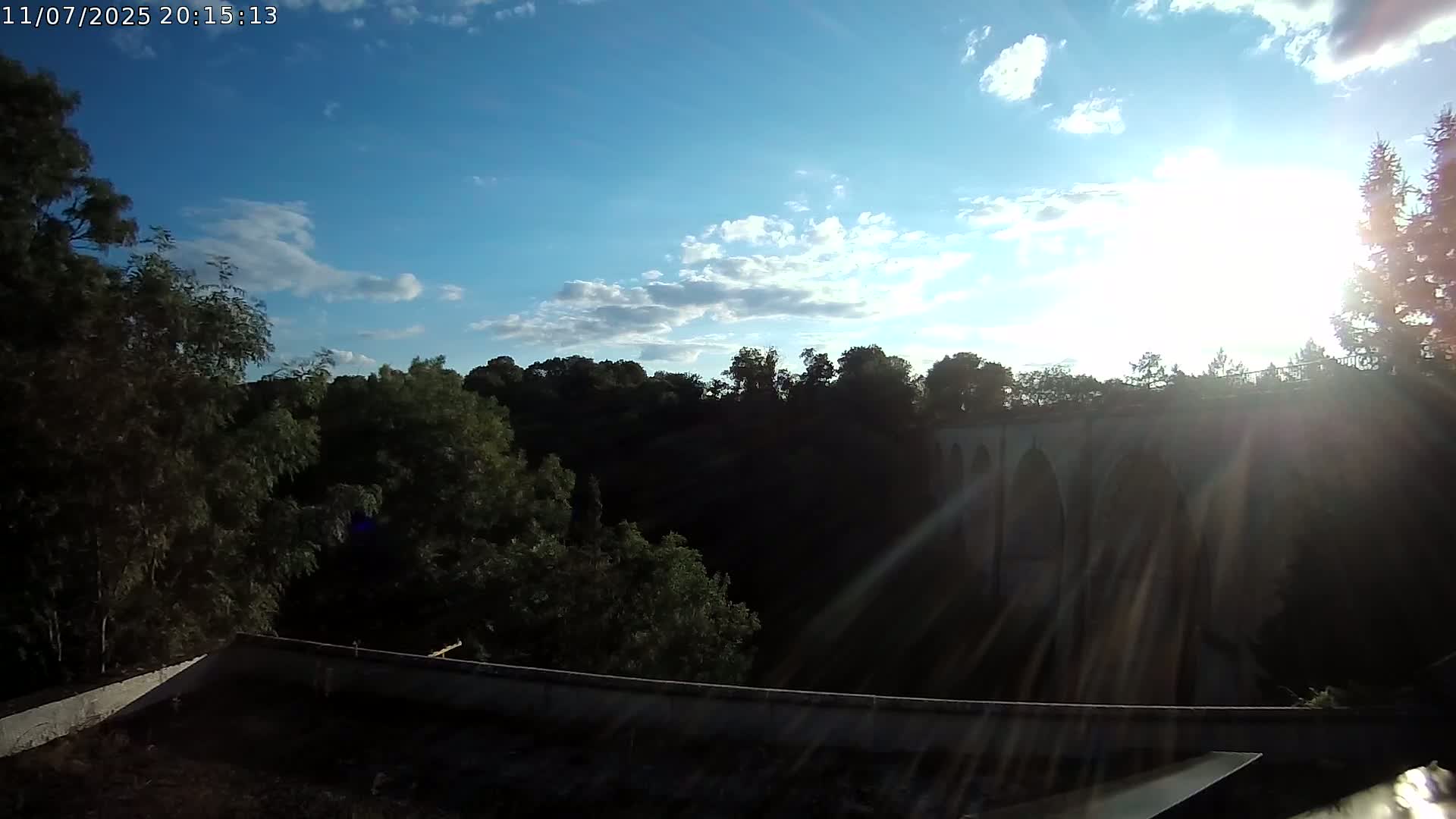 Semur-en-Auxois Commune  Village Live Cam - Montbard, Cote-d'Or, Bourgogne-Franche-Comte, France