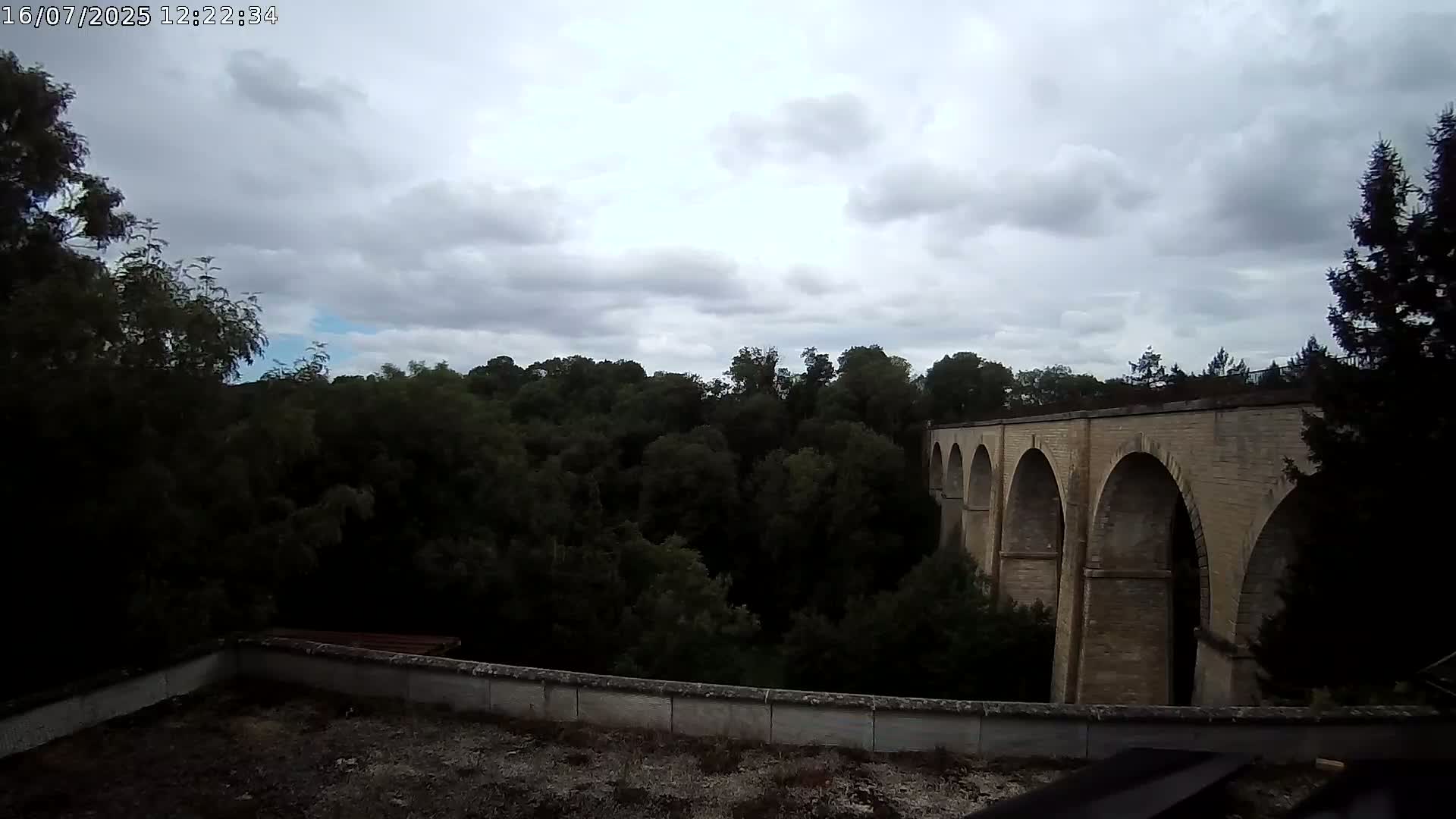 Semur-en-Auxois Commune  Village Live Cam - Montbard, Cote-d'Or, Bourgogne-Franche-Comte, France