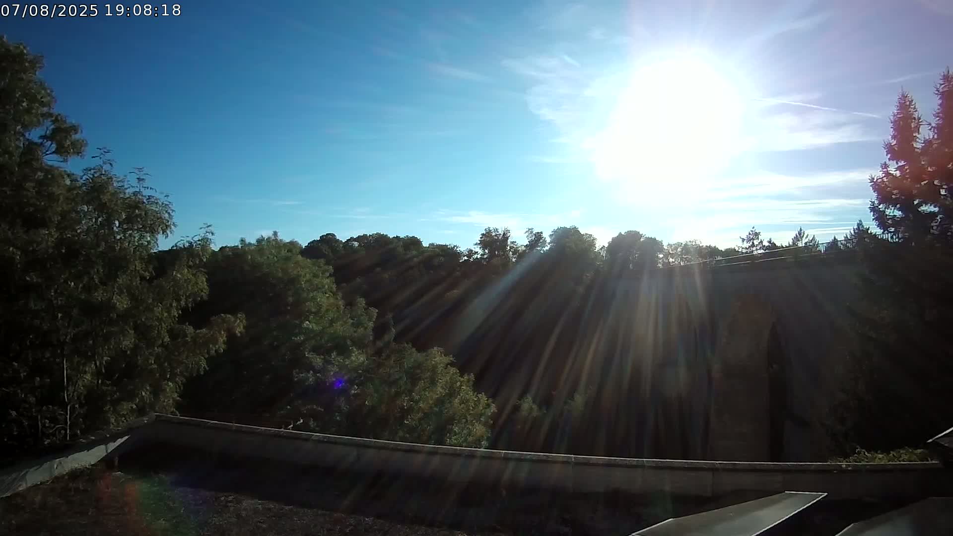 Semur-en-Auxois Commune  Village Live Cam - Montbard, Cote-d'Or, Bourgogne-Franche-Comte, France