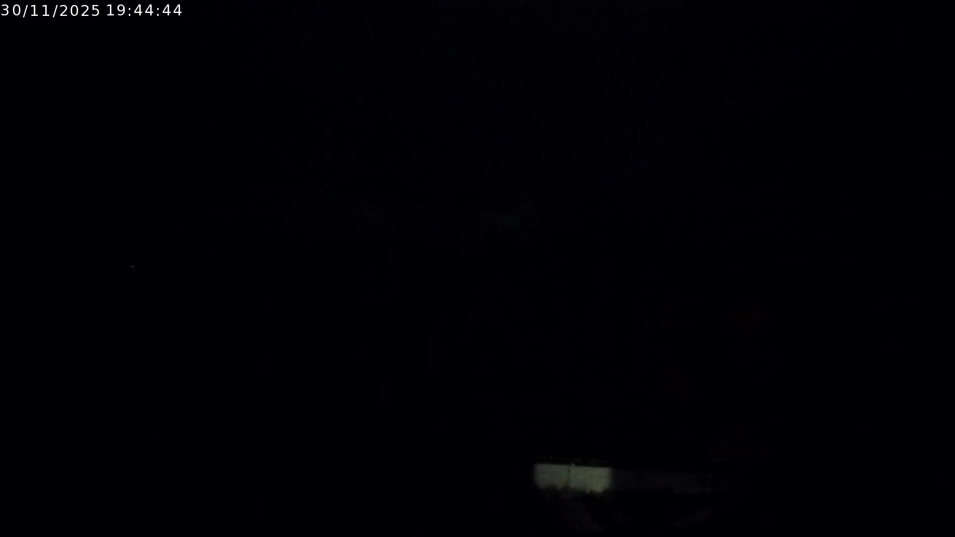 Semur-en-Auxois Commune  Village Live Cam - Montbard, Cote-d'Or, Bourgogne-Franche-Comte, France