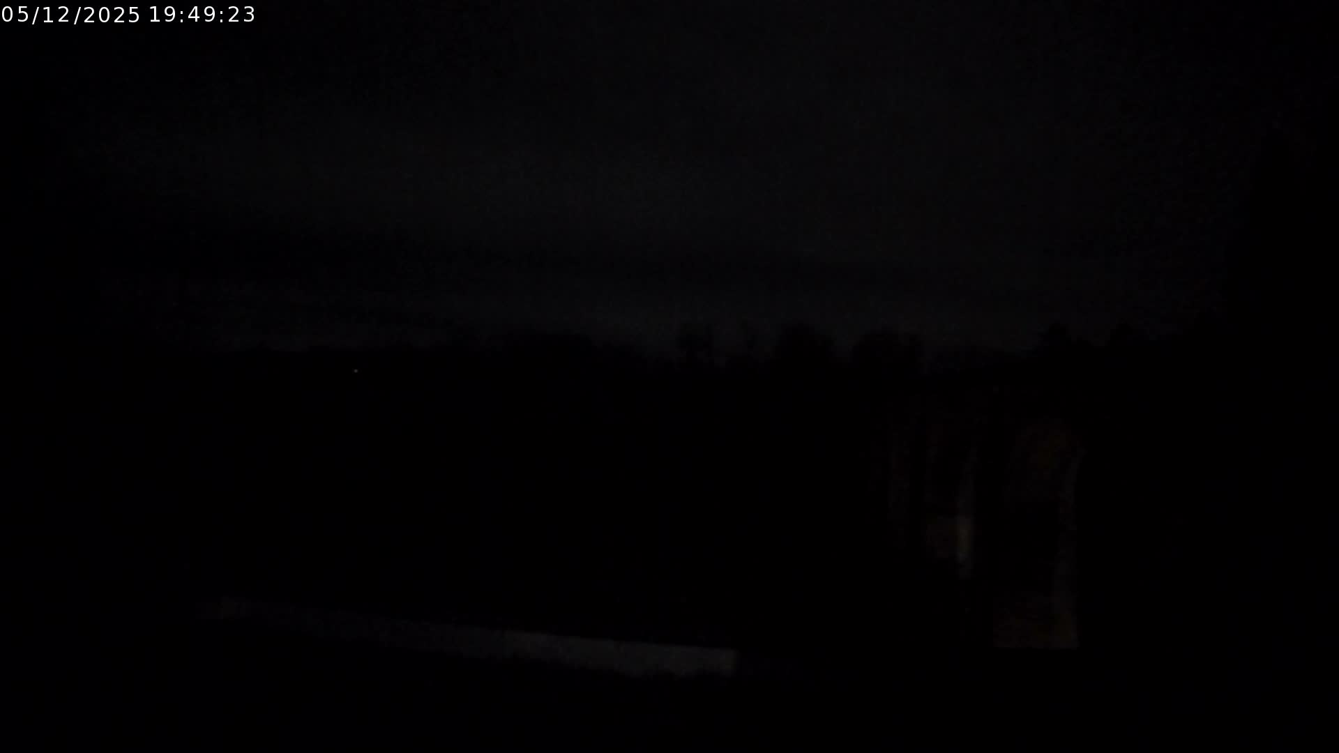 Semur-en-Auxois Commune  Village Live Cam - Montbard, Cote-d'Or, Bourgogne-Franche-Comte, France