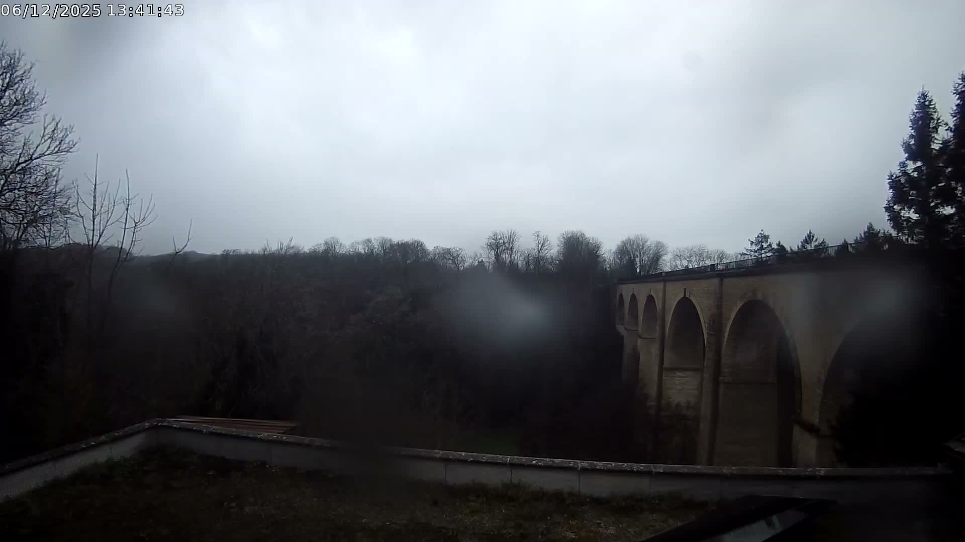 Semur-en-Auxois Commune  Village Live Cam - Montbard, Cote-d'Or, Bourgogne-Franche-Comte, France