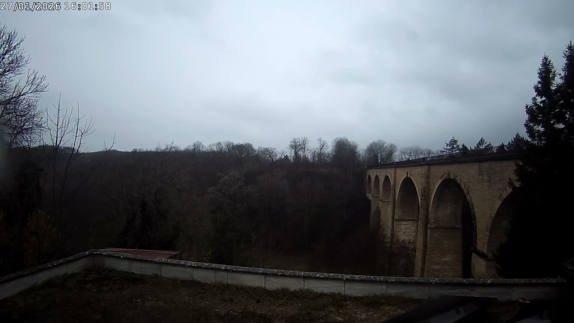 Semur-en-Auxois Commune  Village Live Cam - Montbard, Cote-d'Or, Bourgogne-Franche-Comte, France