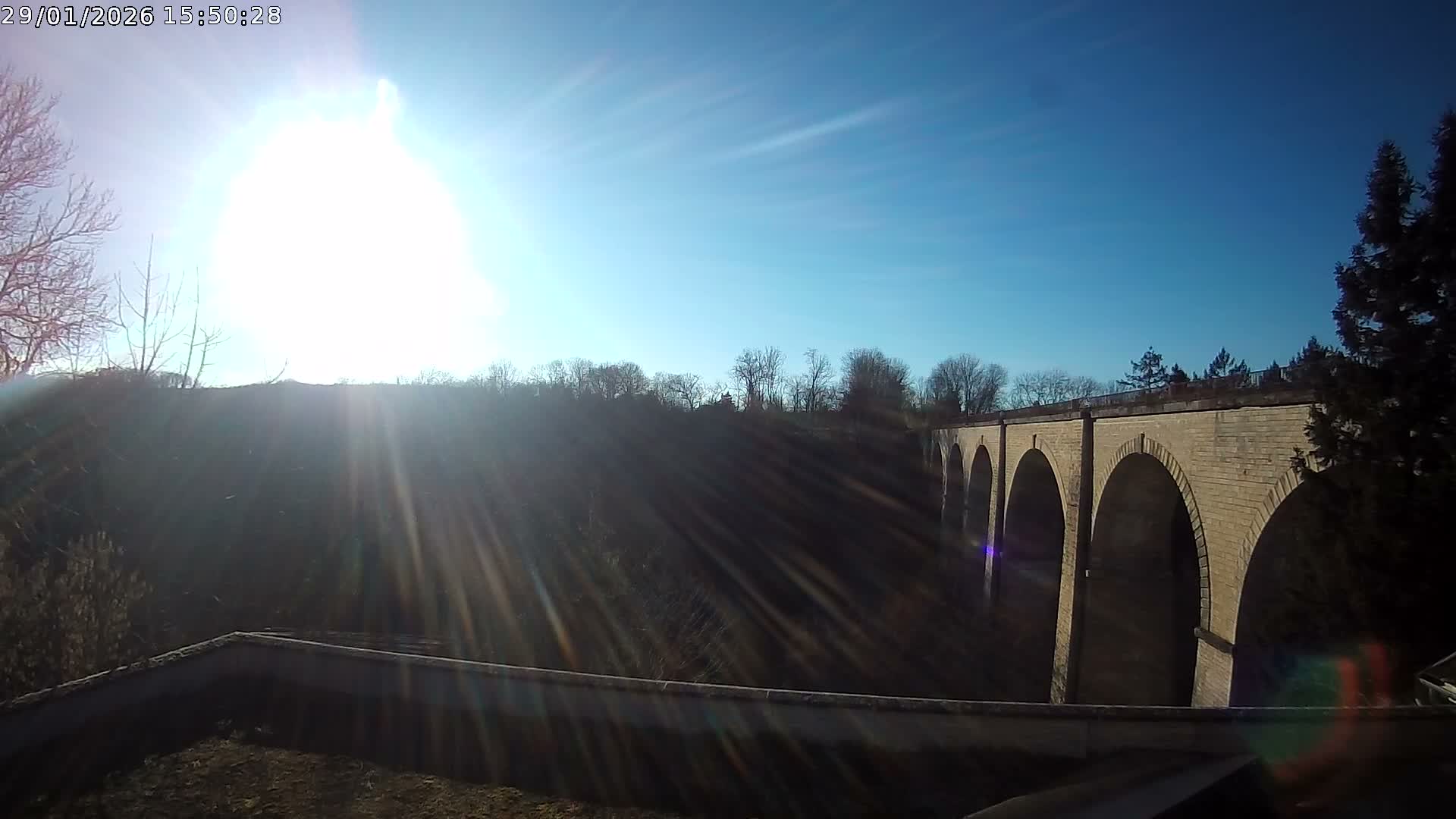 Semur-en-Auxois Commune  Village Live Cam - Montbard, Cote-d'Or, Bourgogne-Franche-Comte, France