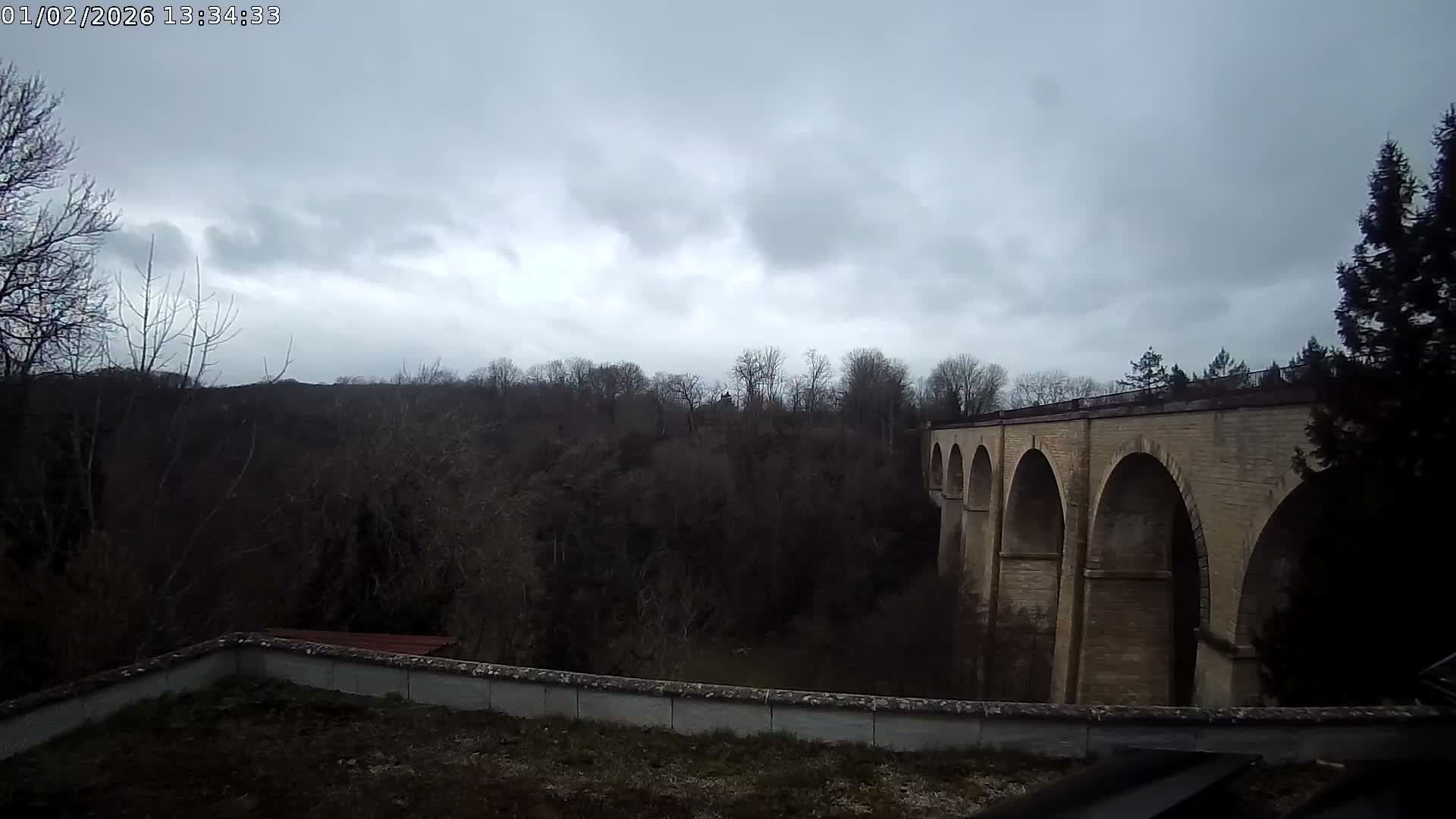 Semur-en-Auxois Commune  Village Live Cam - Montbard, Cote-d'Or, Bourgogne-Franche-Comte, France