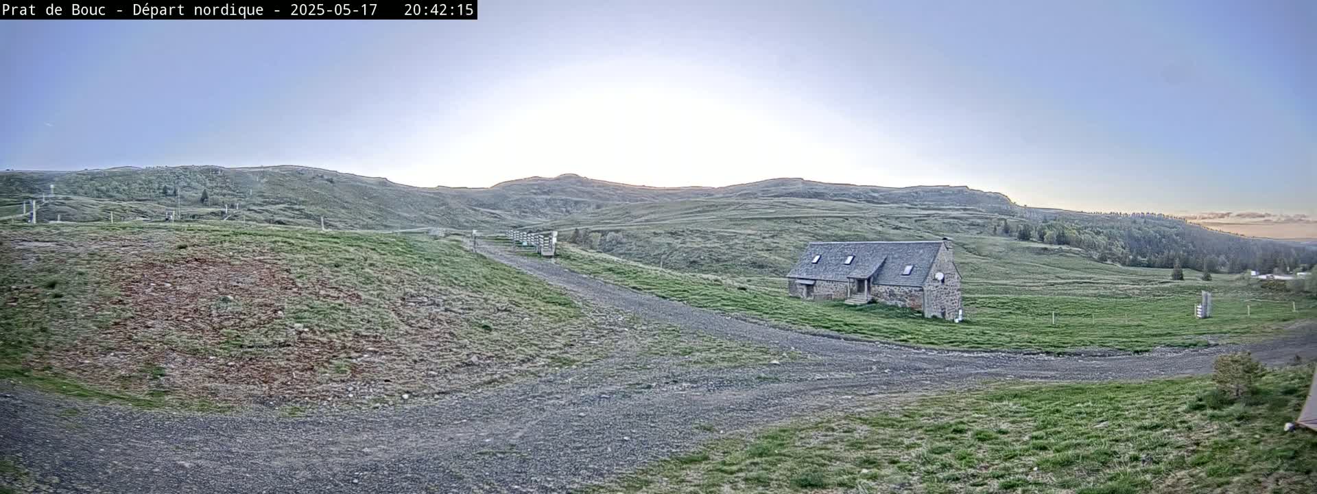Albepierre-Bredons , Prat de Bouc Ski Slopes Live Cam - Saint-Flour, Cantal, Auvergne-Rhone-Alpes