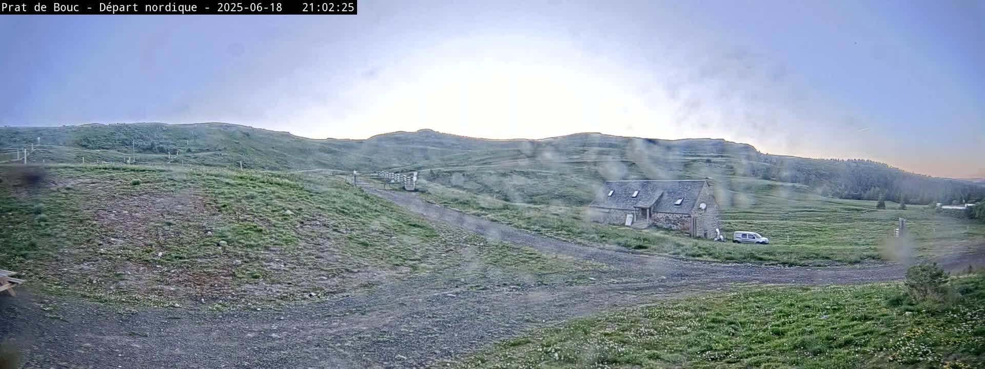 Albepierre-Bredons , Prat de Bouc Ski Slopes Live Cam - Saint-Flour, Cantal, Auvergne-Rhone-Alpes