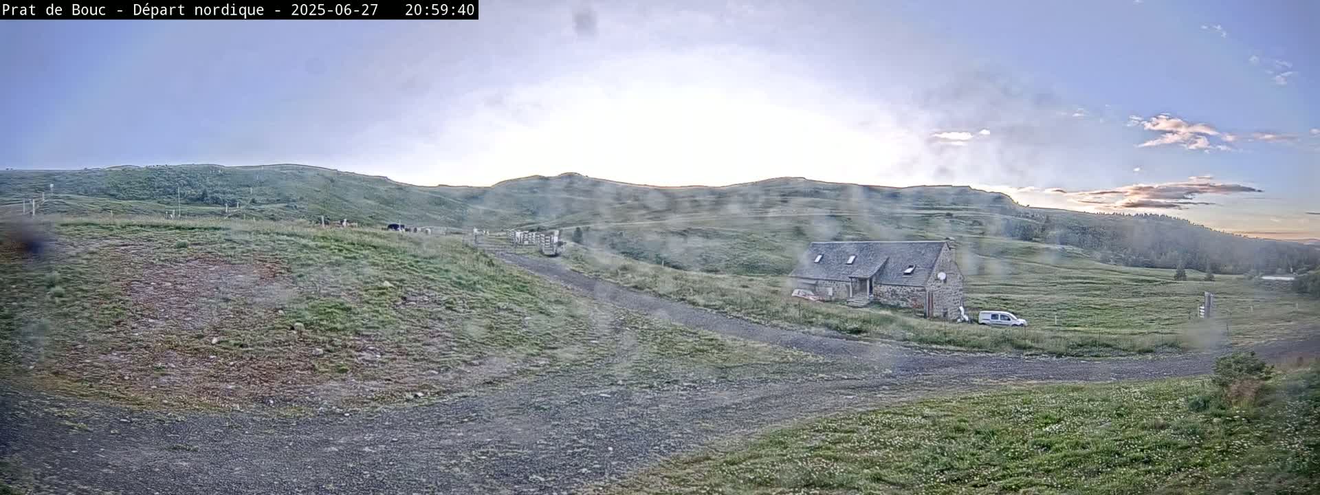 Albepierre-Bredons , Prat de Bouc Ski Slopes Live Cam - Saint-Flour, Cantal, Auvergne-Rhone-Alpes