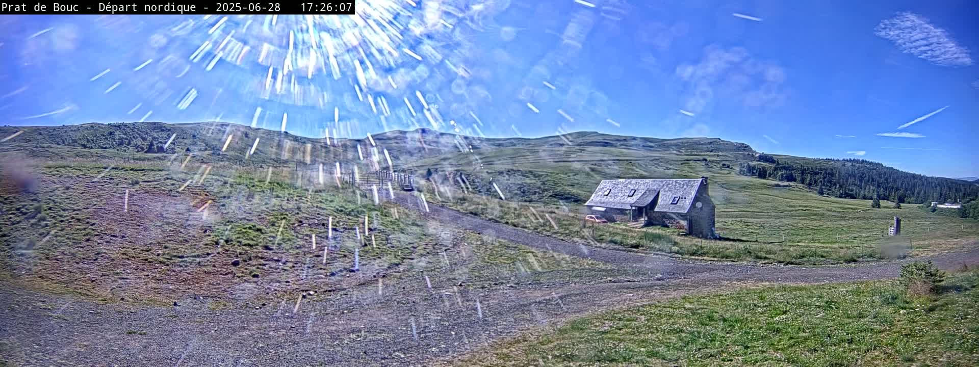 Albepierre-Bredons , Prat de Bouc Ski Slopes Live Cam - Saint-Flour, Cantal, Auvergne-Rhone-Alpes