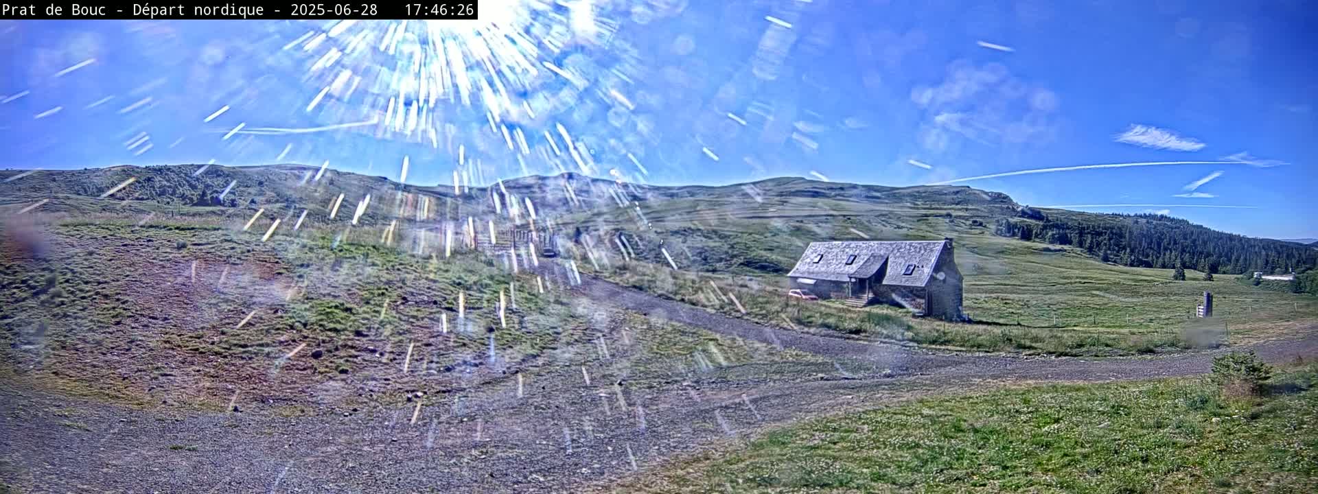 Albepierre-Bredons , Prat de Bouc Ski Slopes Live Cam - Saint-Flour, Cantal, Auvergne-Rhone-Alpes