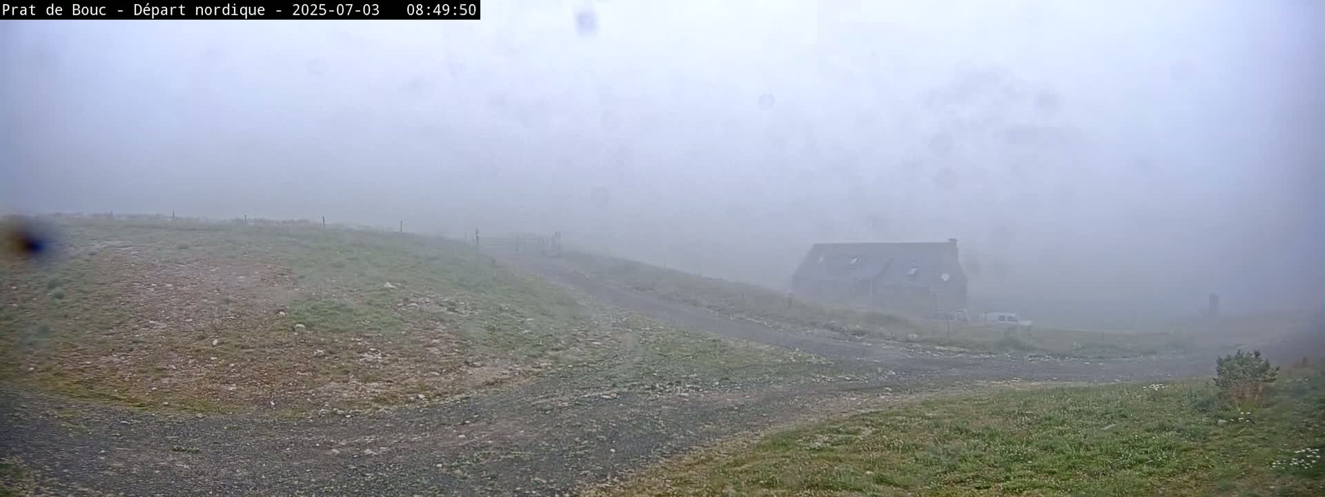 Albepierre-Bredons , Prat de Bouc Ski Slopes Live Cam - Saint-Flour, Cantal, Auvergne-Rhone-Alpes