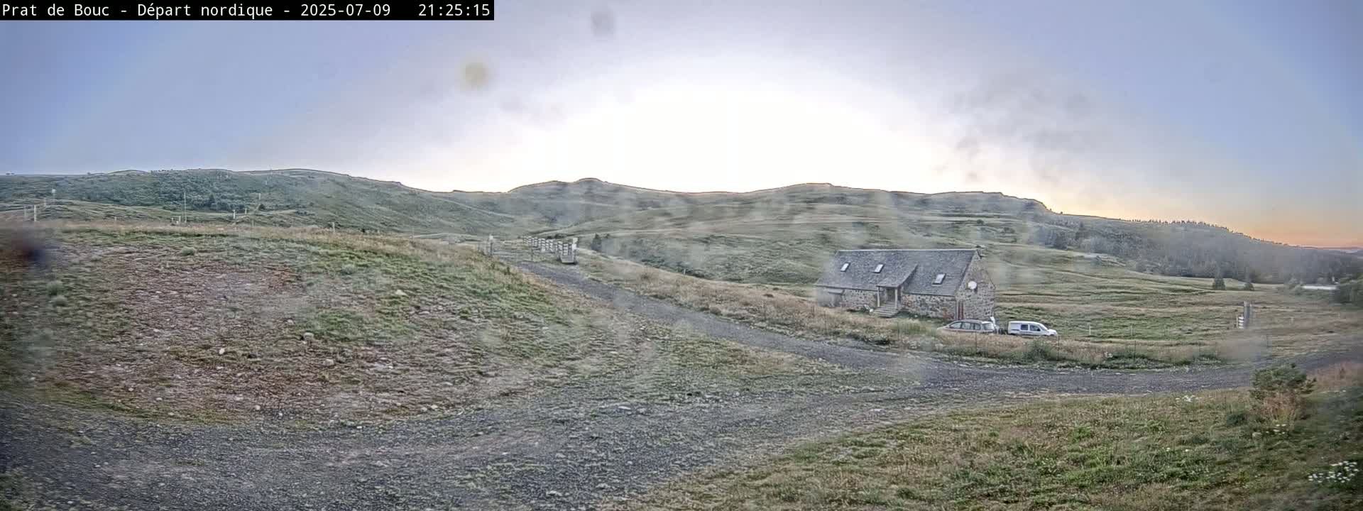 Albepierre-Bredons , Prat de Bouc Ski Slopes Live Cam - Saint-Flour, Cantal, Auvergne-Rhone-Alpes